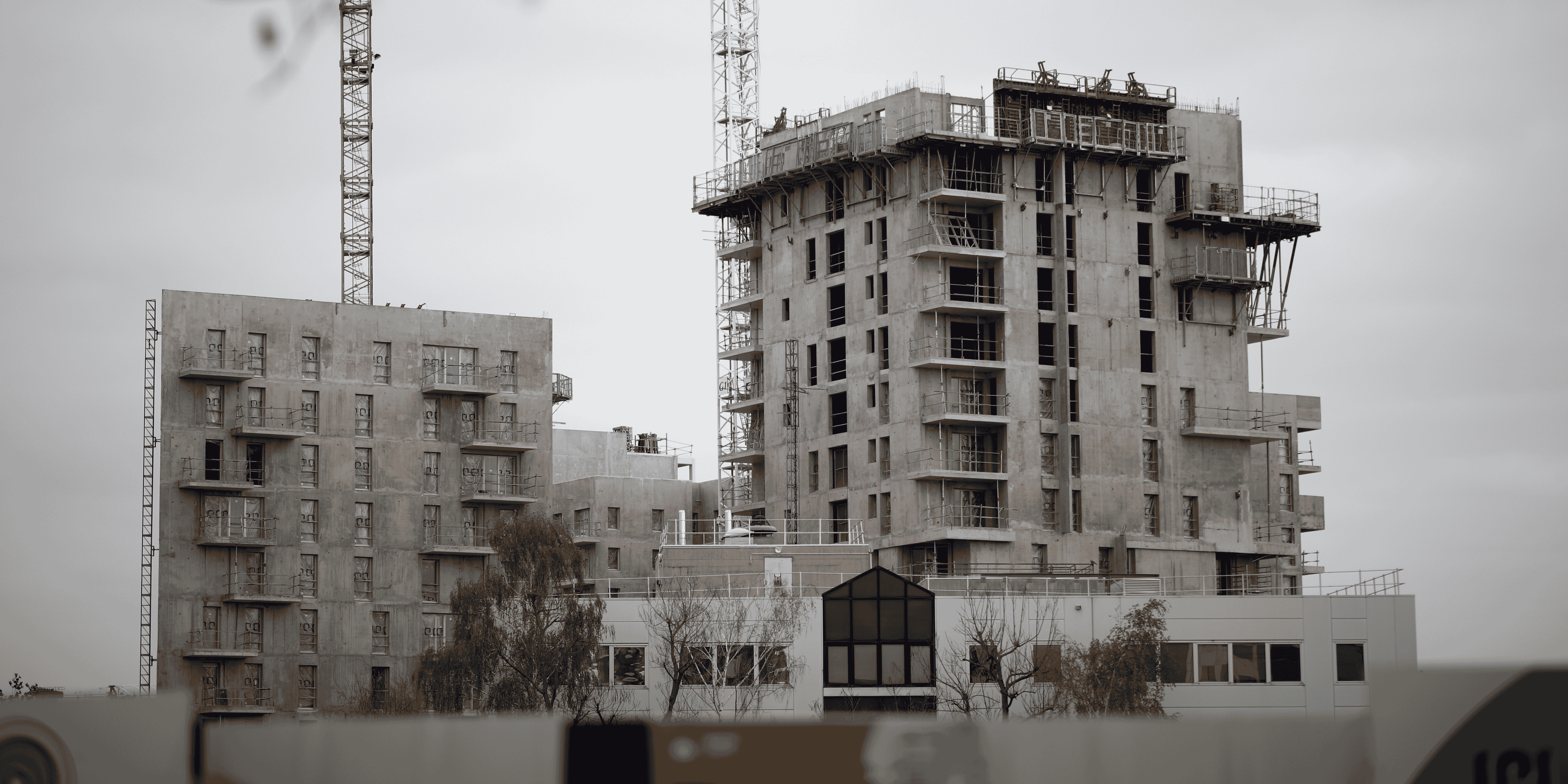 La hausse des taux risque de penaliser l'immobilier, estime la bce
