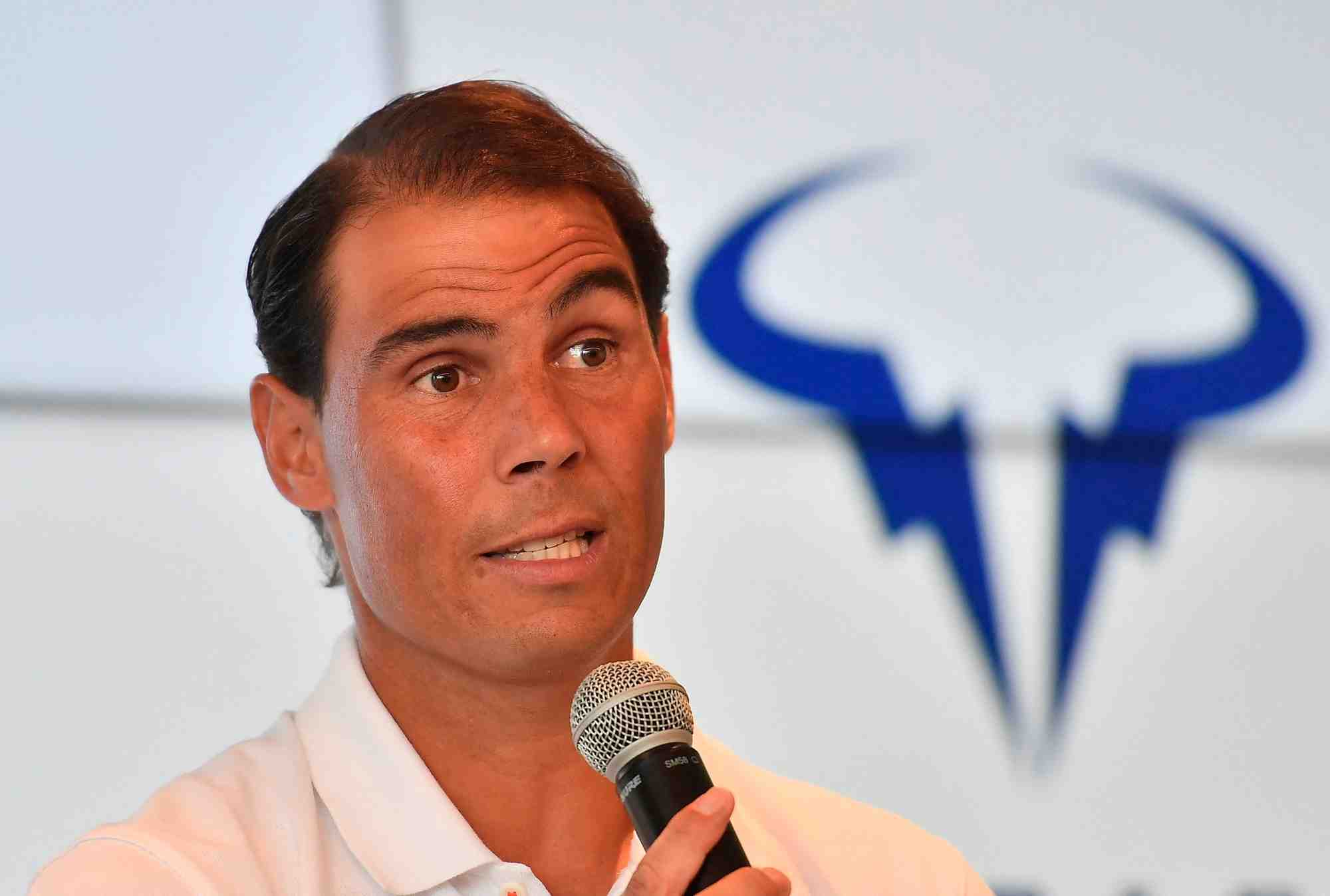 Le champion de tennis rafael nadal lors d'une conference de presse apres avoir annonce qu'il se retirait de l'open de france le 18 mai 2023