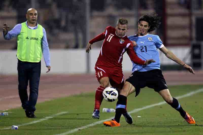 Mondial: l'Uruguay et Cavani ont un pied et demi au Brésil