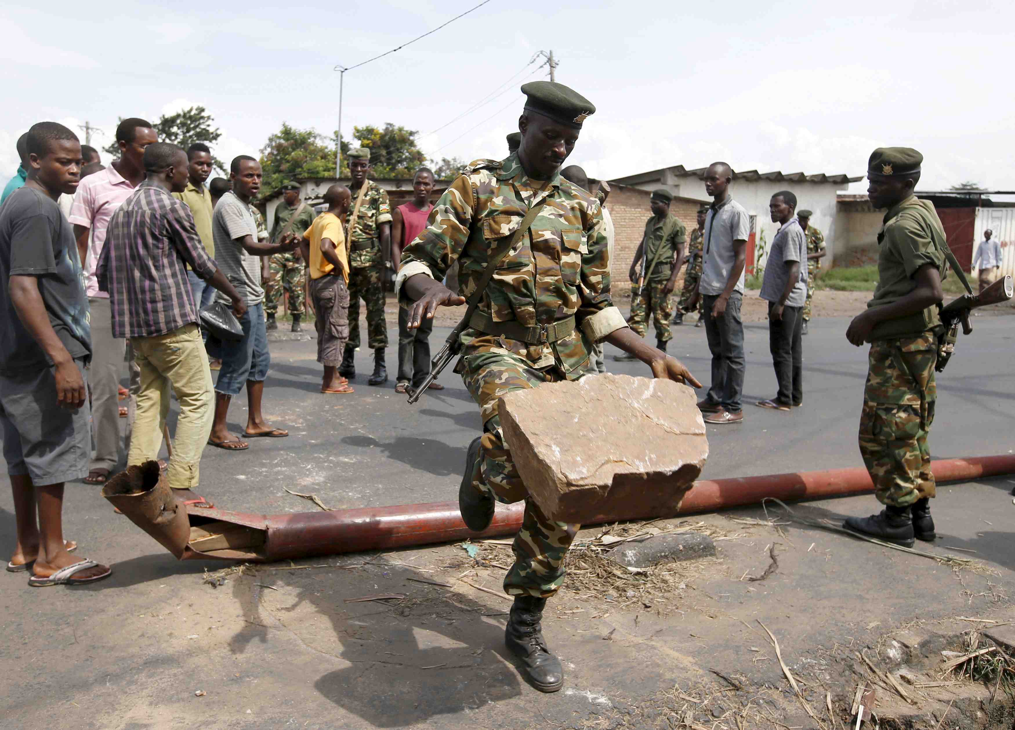 Les manifestants de nouveau dans la rue au burundi