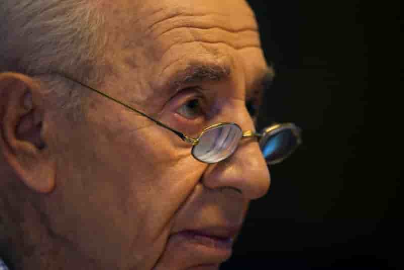 Shimon peres hospitalise