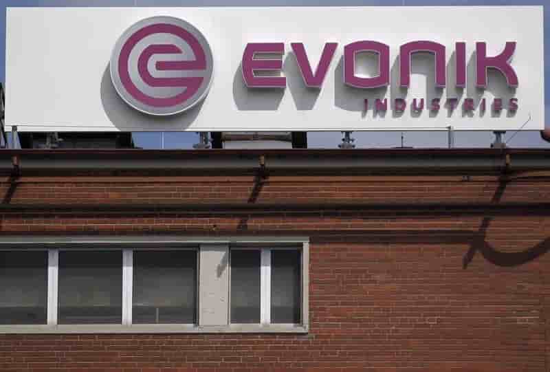 Evonik rachete les activites de chimie d'air products