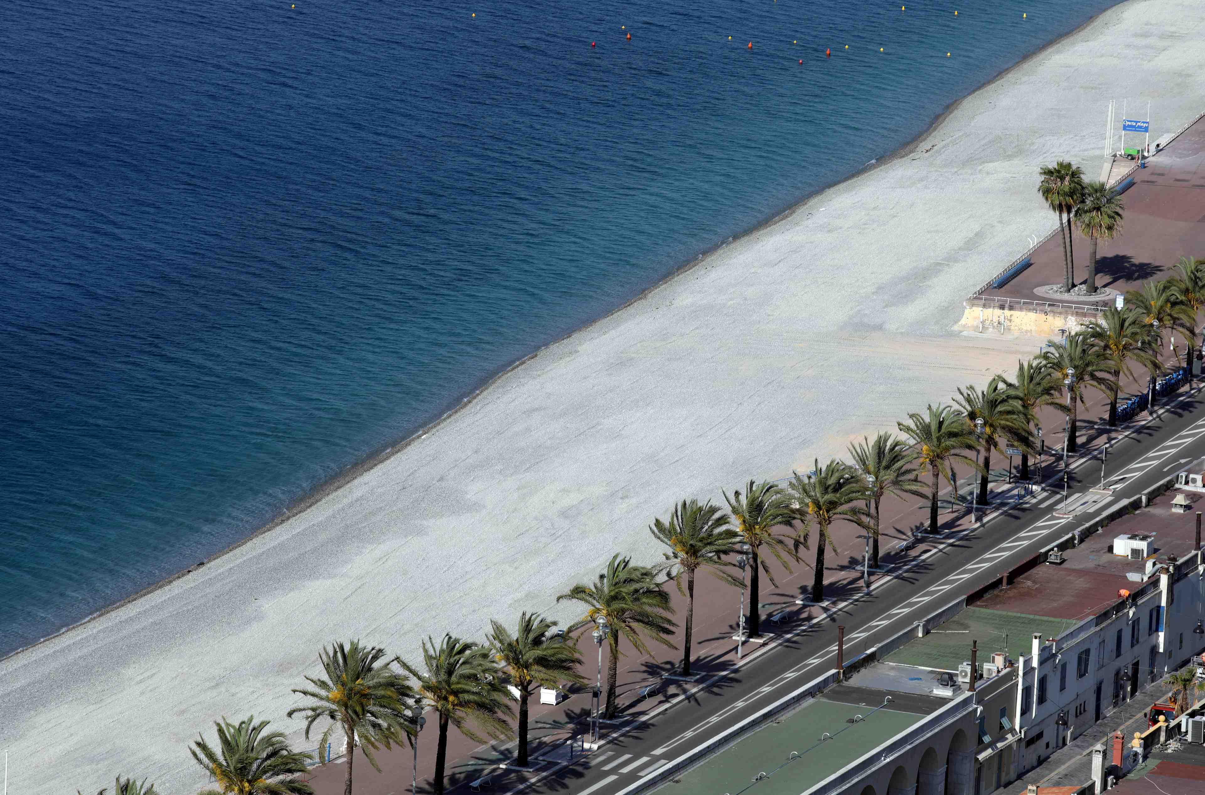 Les demandes d'ouverture des plages affluent en france a l'approche du deconfinement