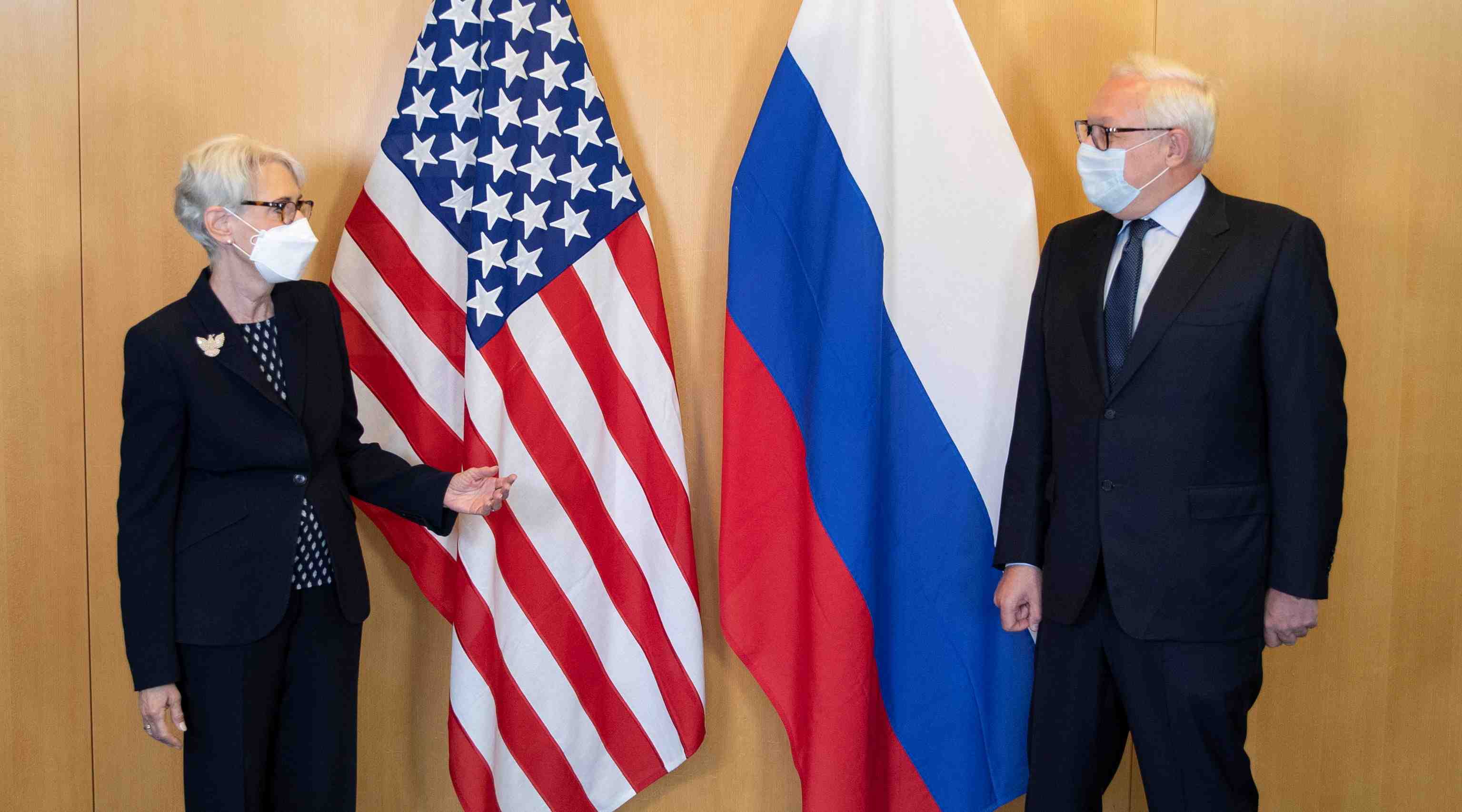 Moscou veut inclure paris et londres dans les negociations nucleaires