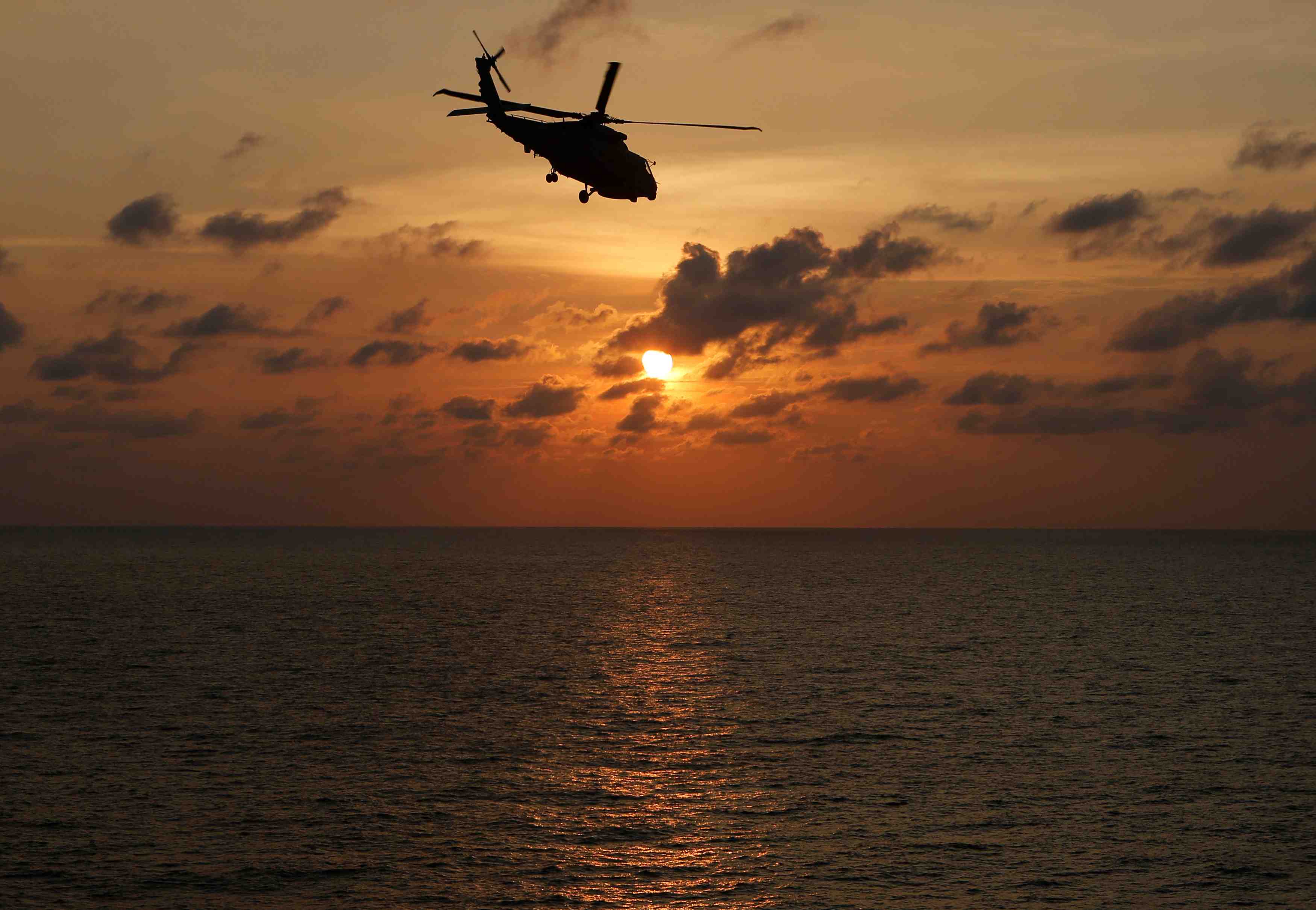 Le pentagone critique les exercices militaires en mer de chine du sud