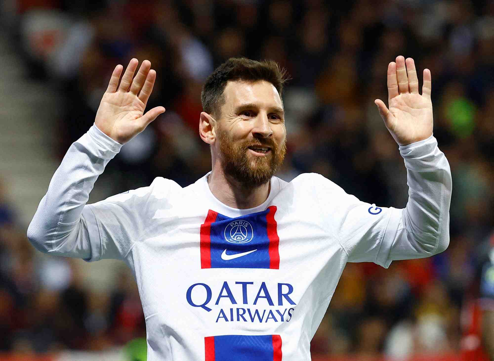 Lionel messi, du paris st germain, celebre un but
