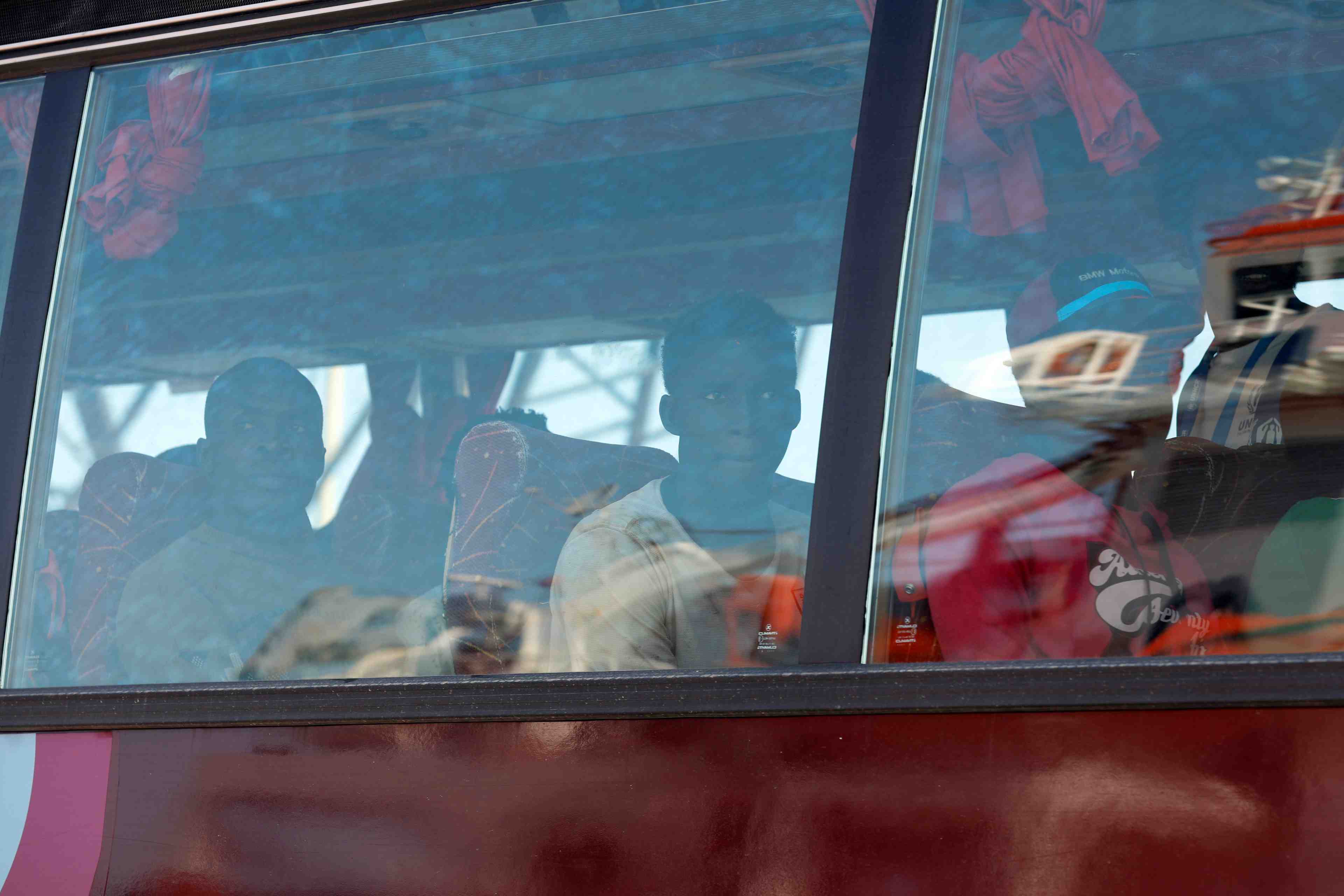 Immigration: rome durcit les conditions d'entree dans les eaux italiennes