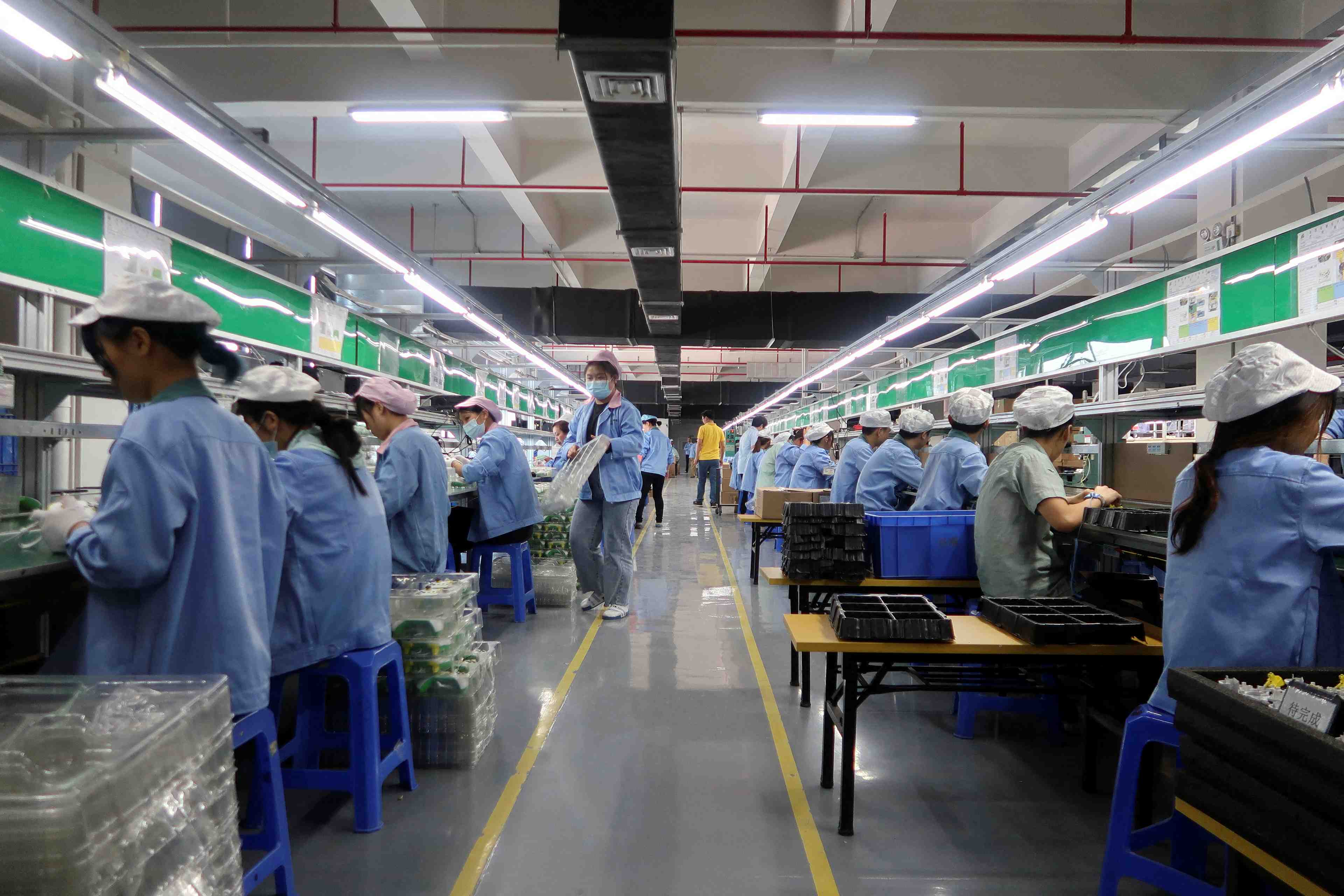 Chine: rebond de l'activite manufacturiere en decembre, selon caixin