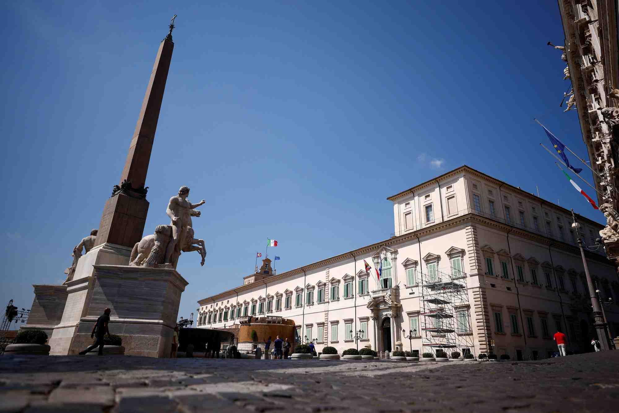 L'italie plongee dans l'incertitude politique