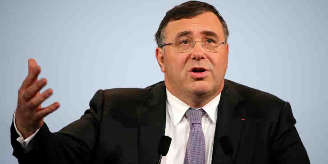 Pour Patrick Pouyanné, déréguler à outrance « n'aidera pas l'industrie » pétrolière, mais, au contraire, « la diabolisera », rendant le dialogue plus compliqué entre le secteur et l'opinion publique.