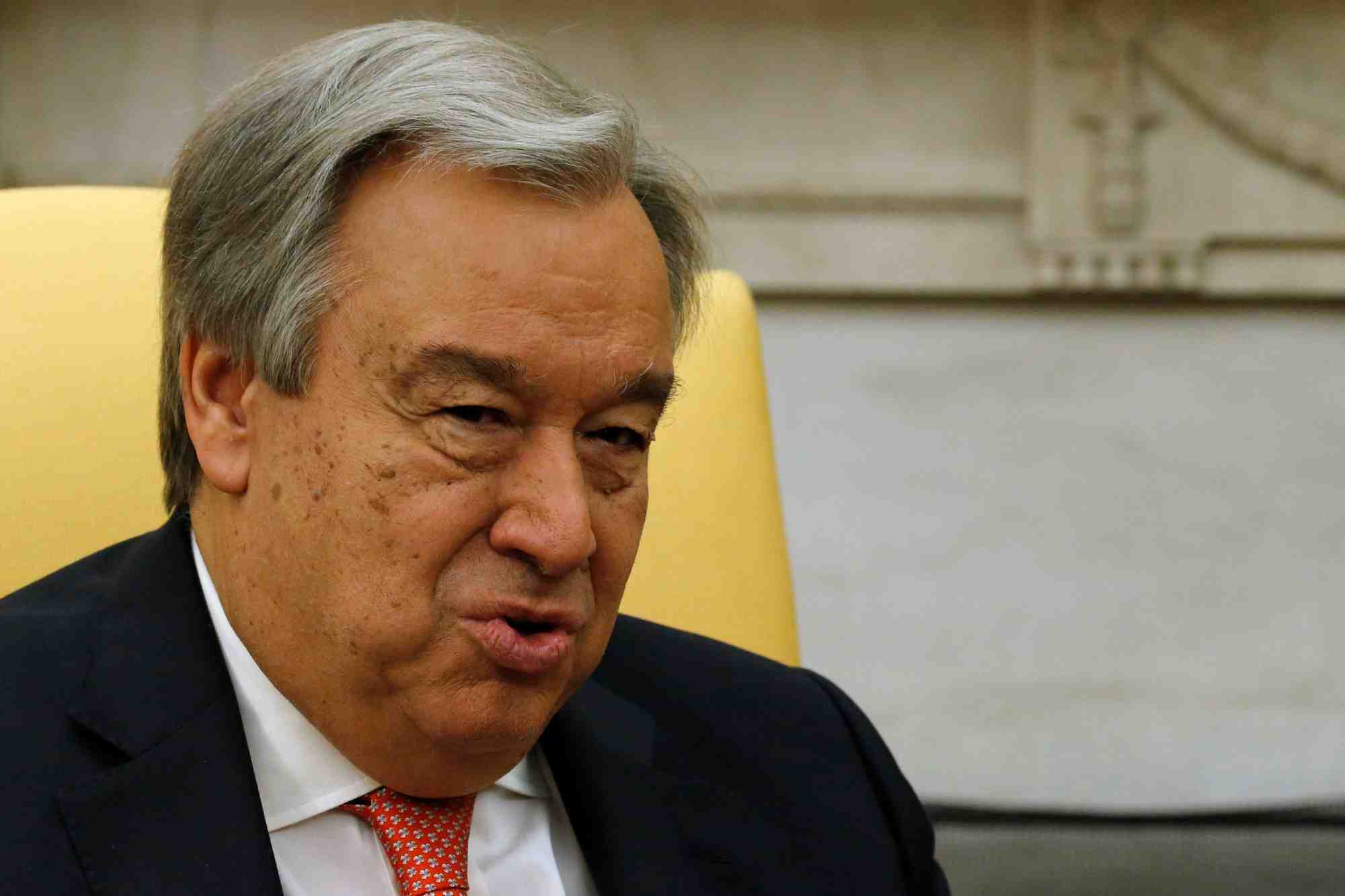 Pour le chef de l'ONU, une simple promesse de réduction des énergies fossiles, principales responsables du réchauffement de la planète, ne serait pas suffisante.