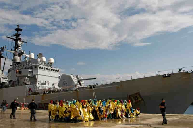 Les gardes-cotes italiens ont encore secouru plus de 1.230 migrants dimanche