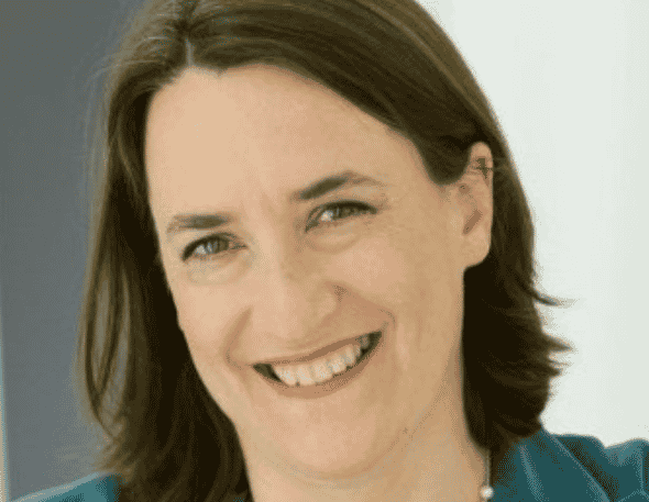 Delphine d'Amarzit