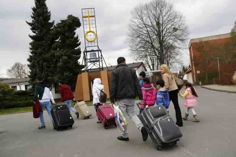Pres d'un million de migrants ont demande des allocations en allemagne