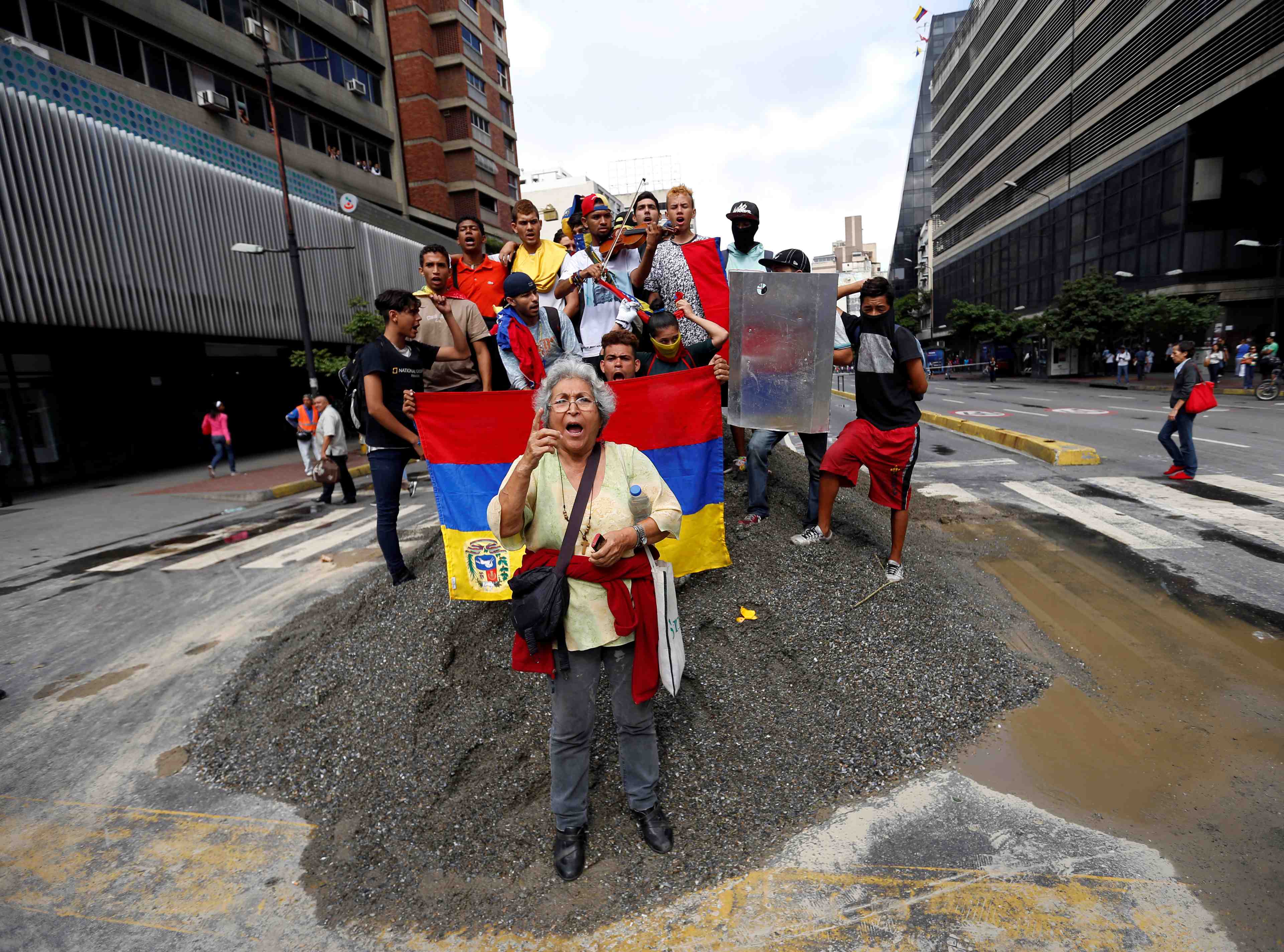 En greve, l'opposition espere bloquer le venezuela