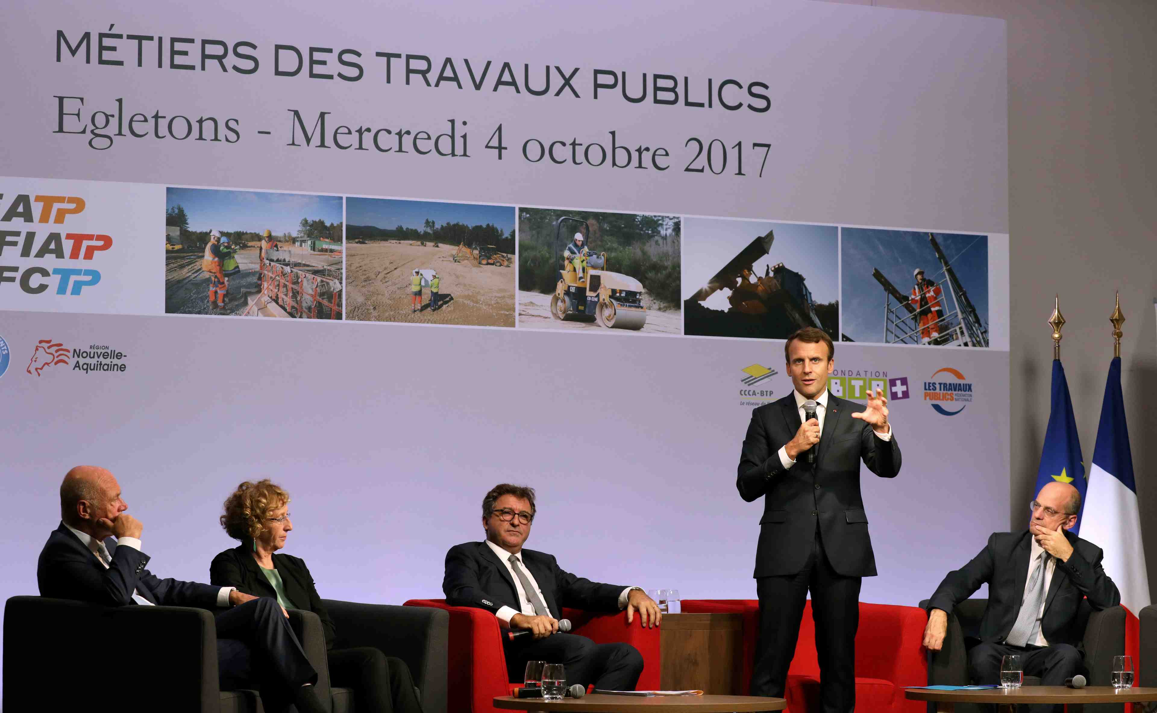Macron relativise les "peripeties" d'egletons