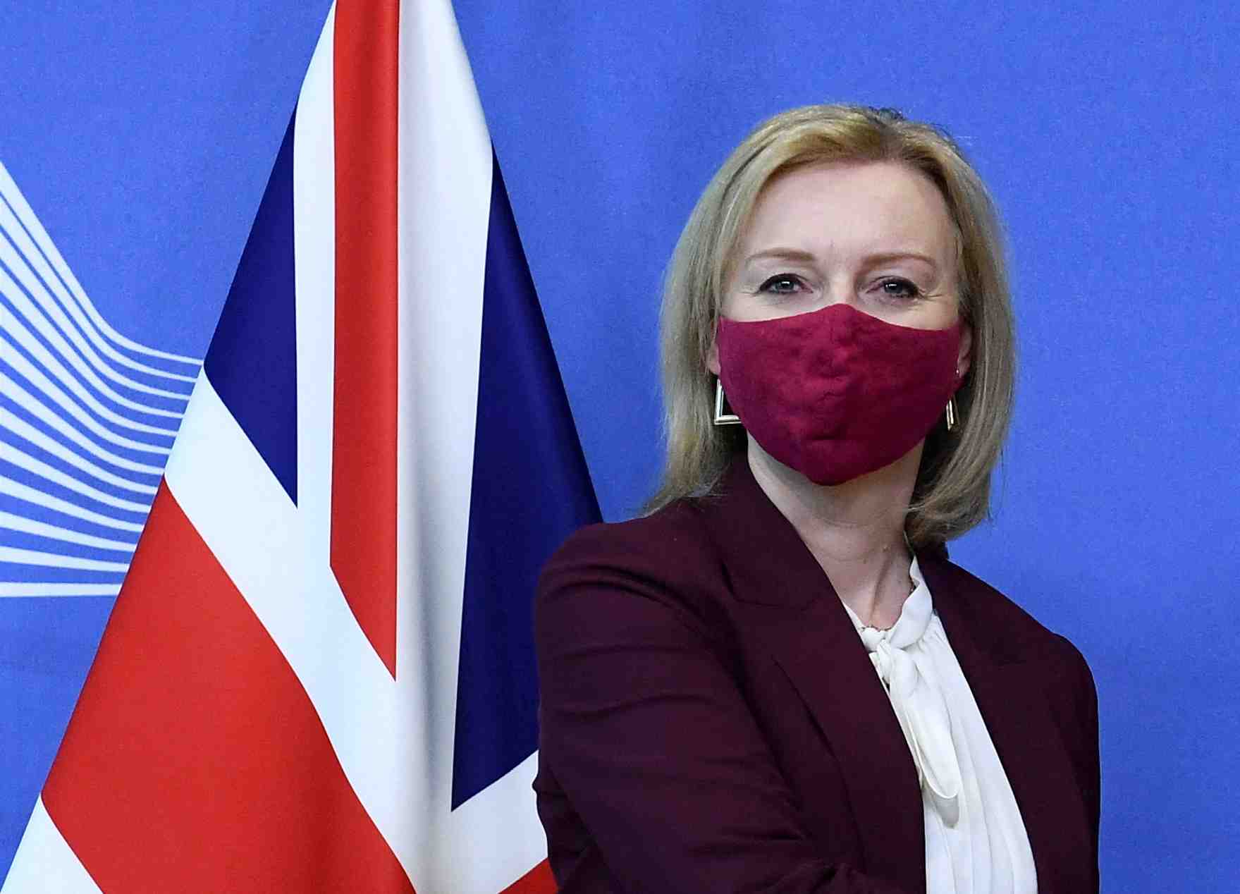Grande-bretagne: la ministre des affaires etrangeres reclame un changement de culture a downing street