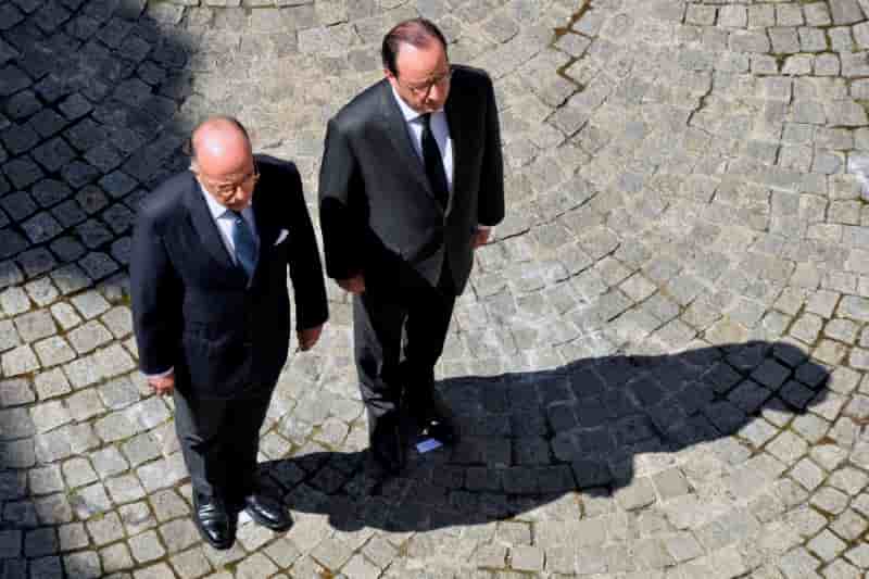 Bernard cazeneuve exclut de demissionner