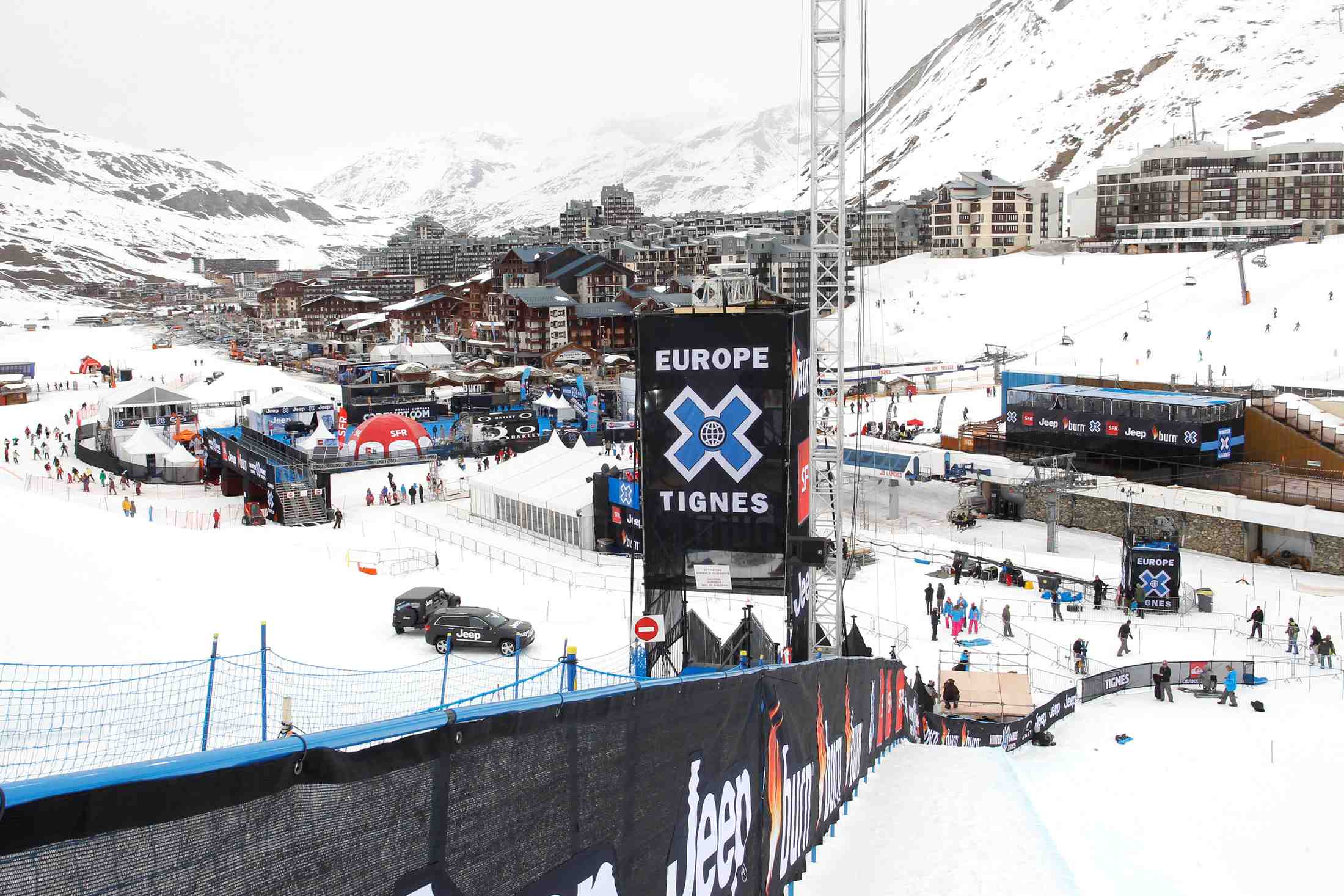 Pas de victime dans l'avalanche a tignes