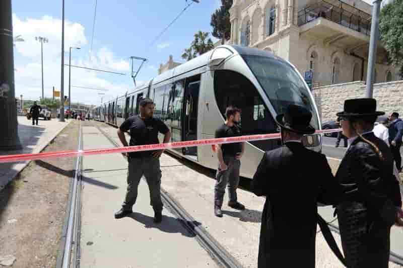 Un palestinien poignarde a mort une femme a jerusalem