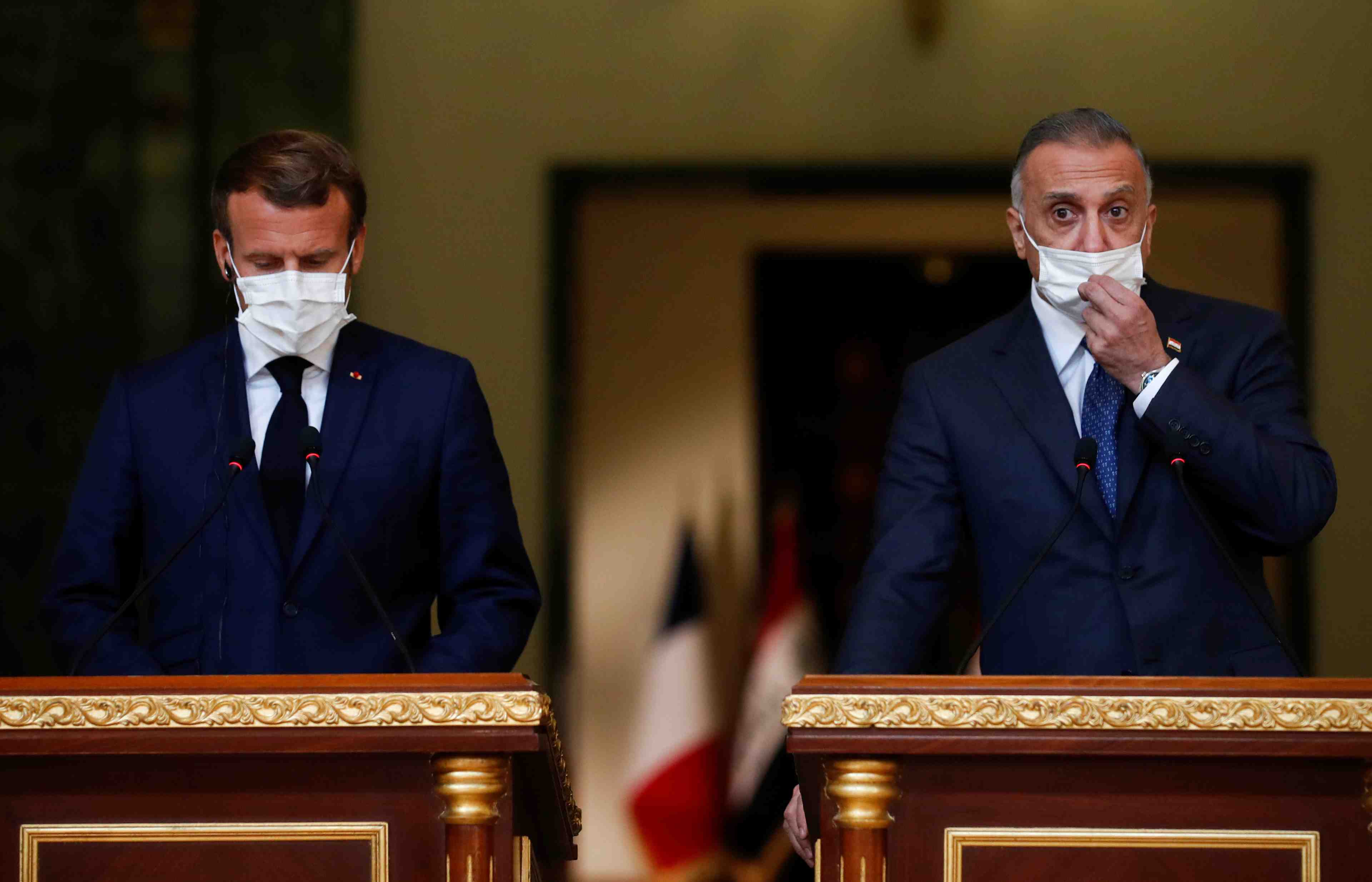 Macron parle de cooperation energetique et militaire avec le premier ministre irakien