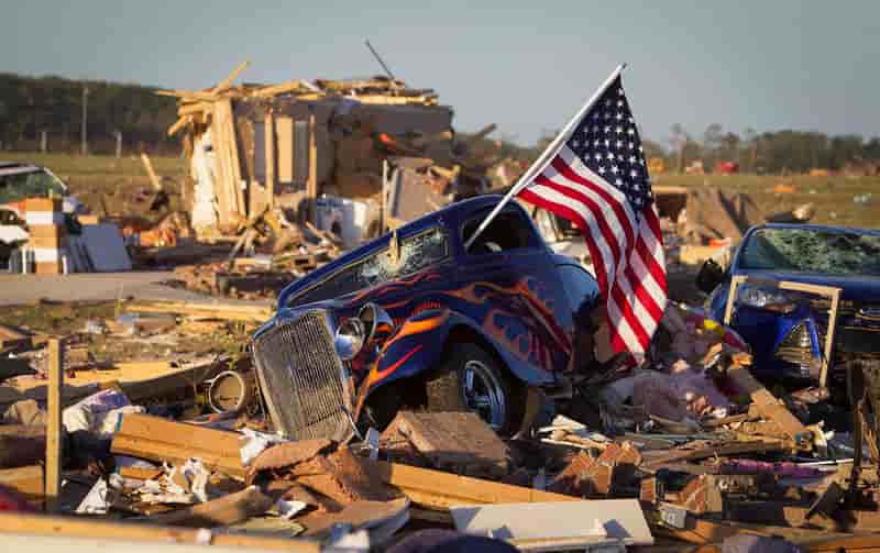Le bilan des tornades aux États-Unis s'alourdit à 21 morts