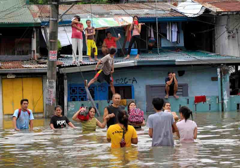 Tempête aux Philippines, 200.000 personnes évacuées
