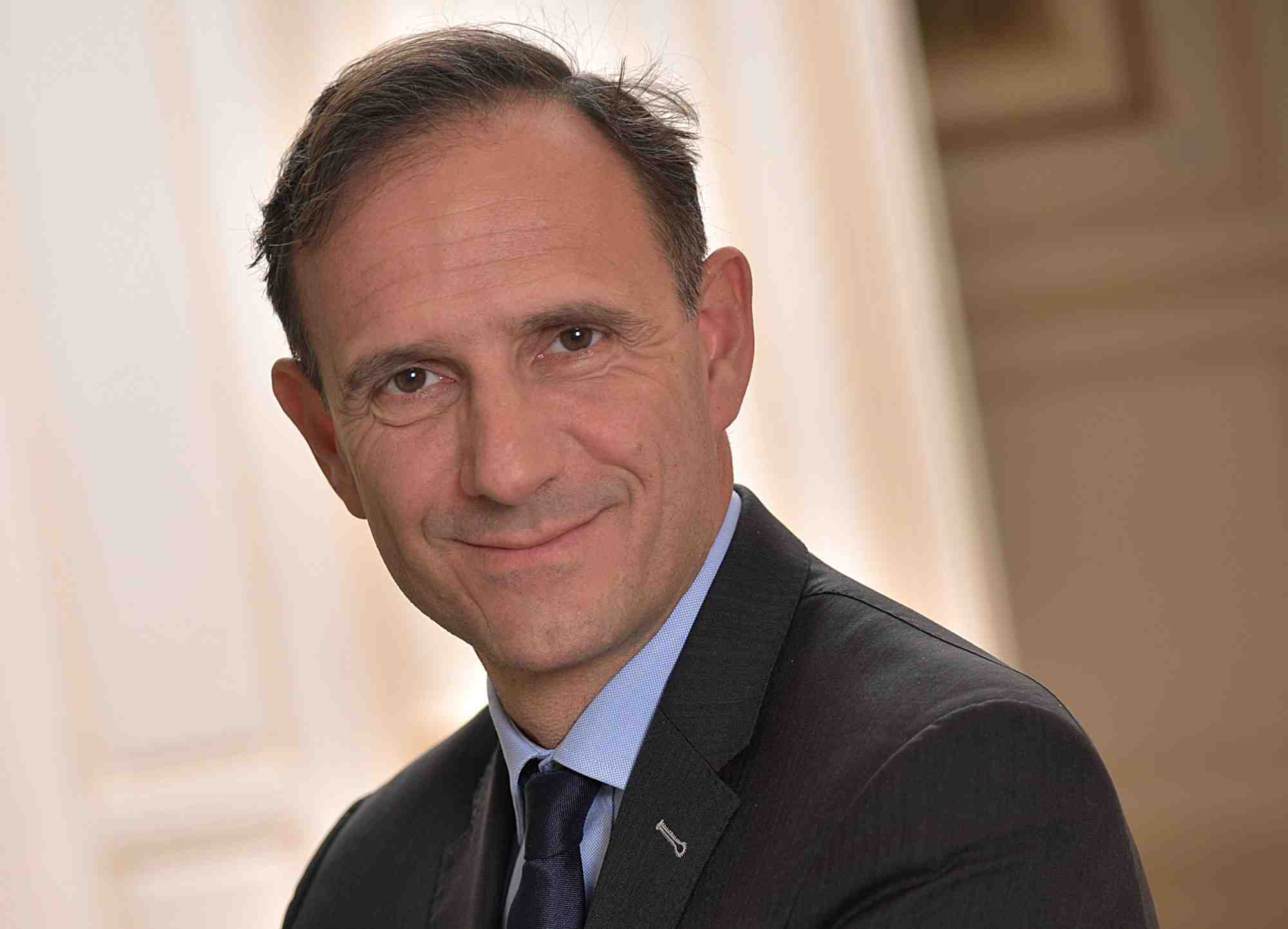 "Le conseil régional du Grand Est nous a effectivement demandé de monter avec lui un fonds de solidarité, rejoint par des communes, des métropoles, des départements et d'autres régions qui nous ont adressé ce même genre de requêtes avec leurs propres modalités. Jamais je ne l'aurais imaginé il y a encore trois mois", témoigne Olivier Sichel, directeur général de la Banque des territoires.