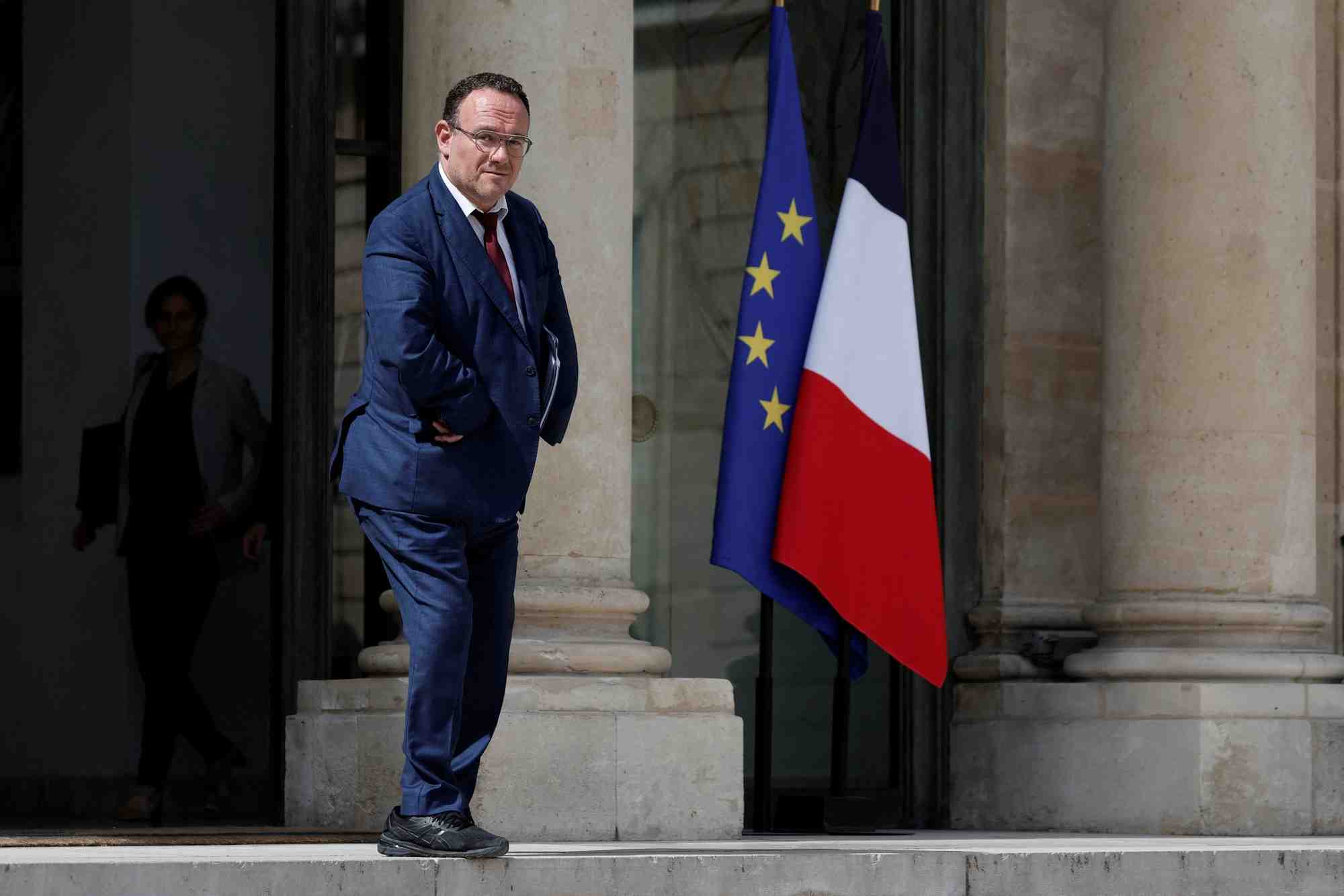Damien abad denonce de l'"acharnement" apres de nouvelles accusations d'agression sexuelle