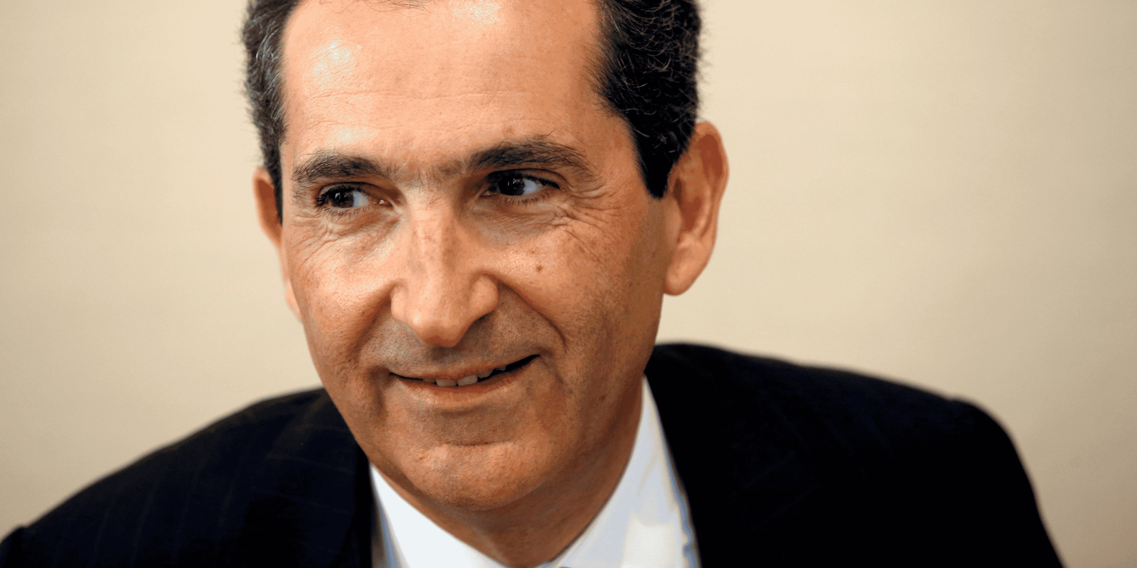 Patrick drahi rachete sotheby's pour 3,7 milliards de dollars