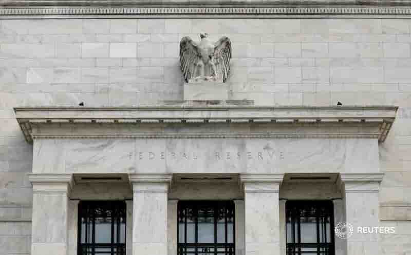 La fed vise desormais 2023 pour le debut de la hausse des taux