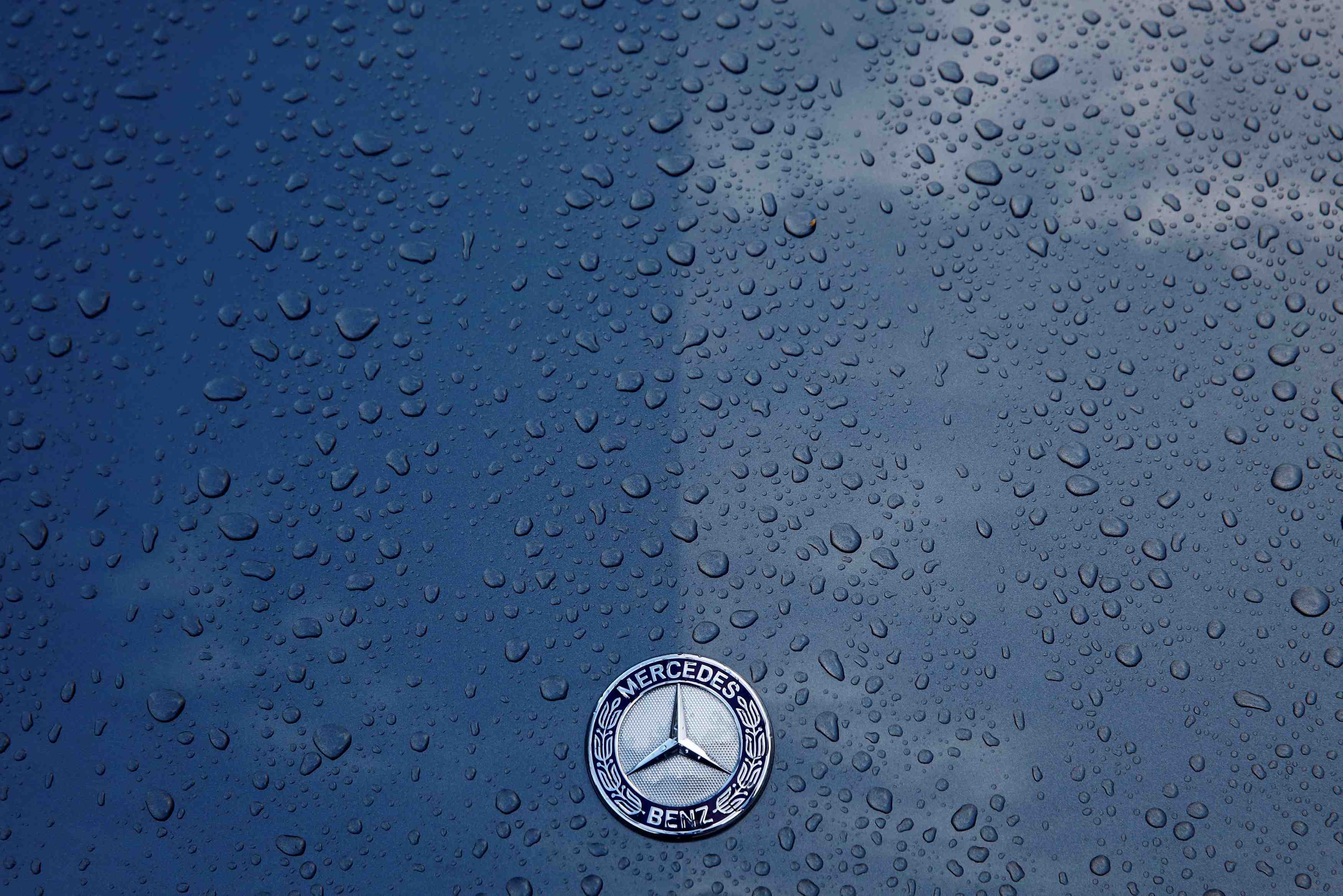 Daimler rappelle un million de vehicules mercedes-benz