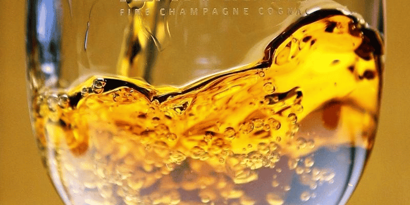 Liqueurs et spiritueux soutiennent les resultats remy cointreau