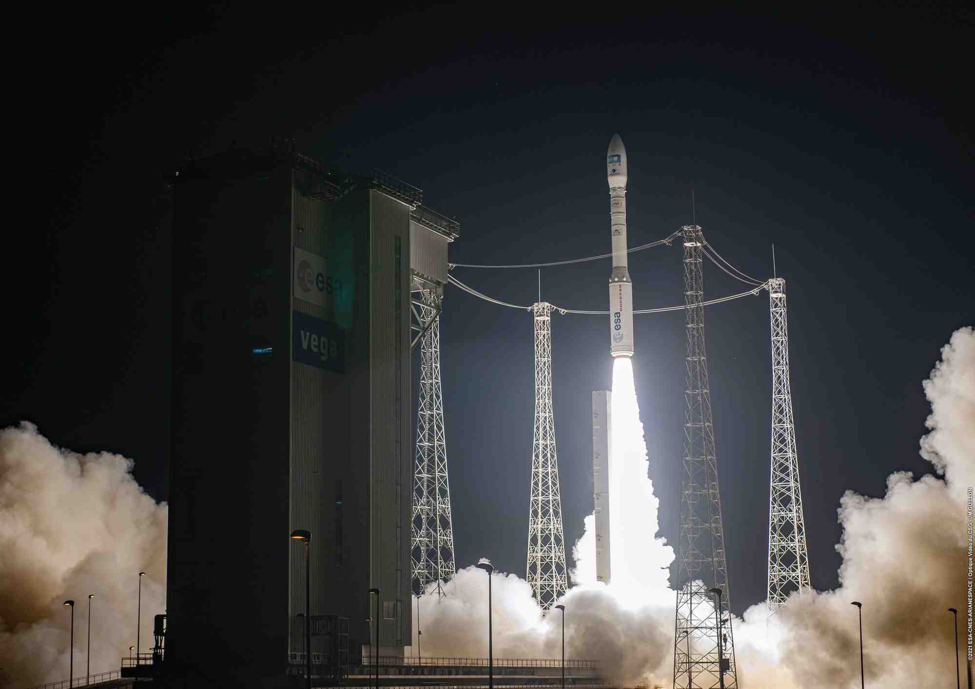 Vega VV18 Avio Arianespace