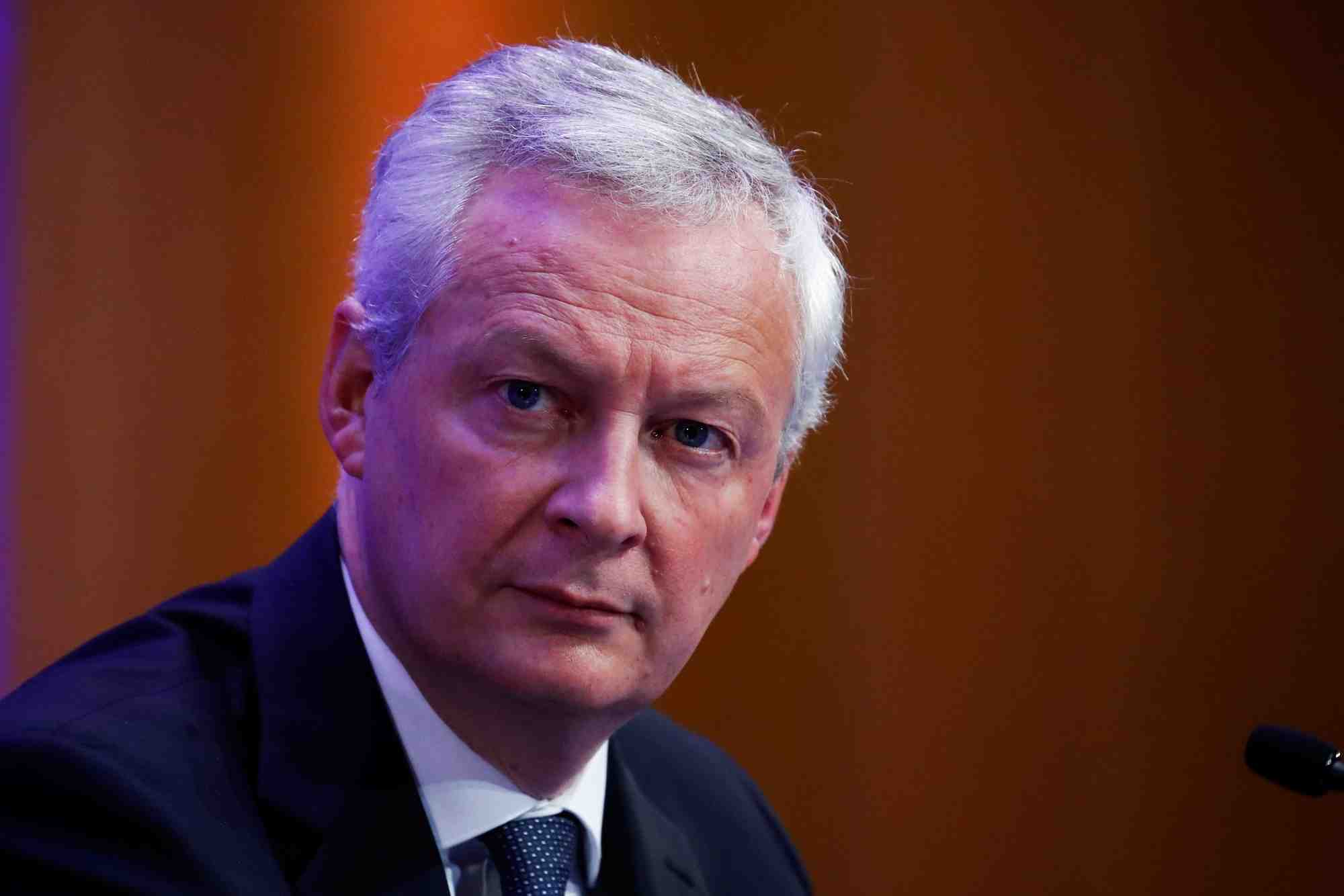 "tout faire pour eviter un nouveau confinement", dit le maire