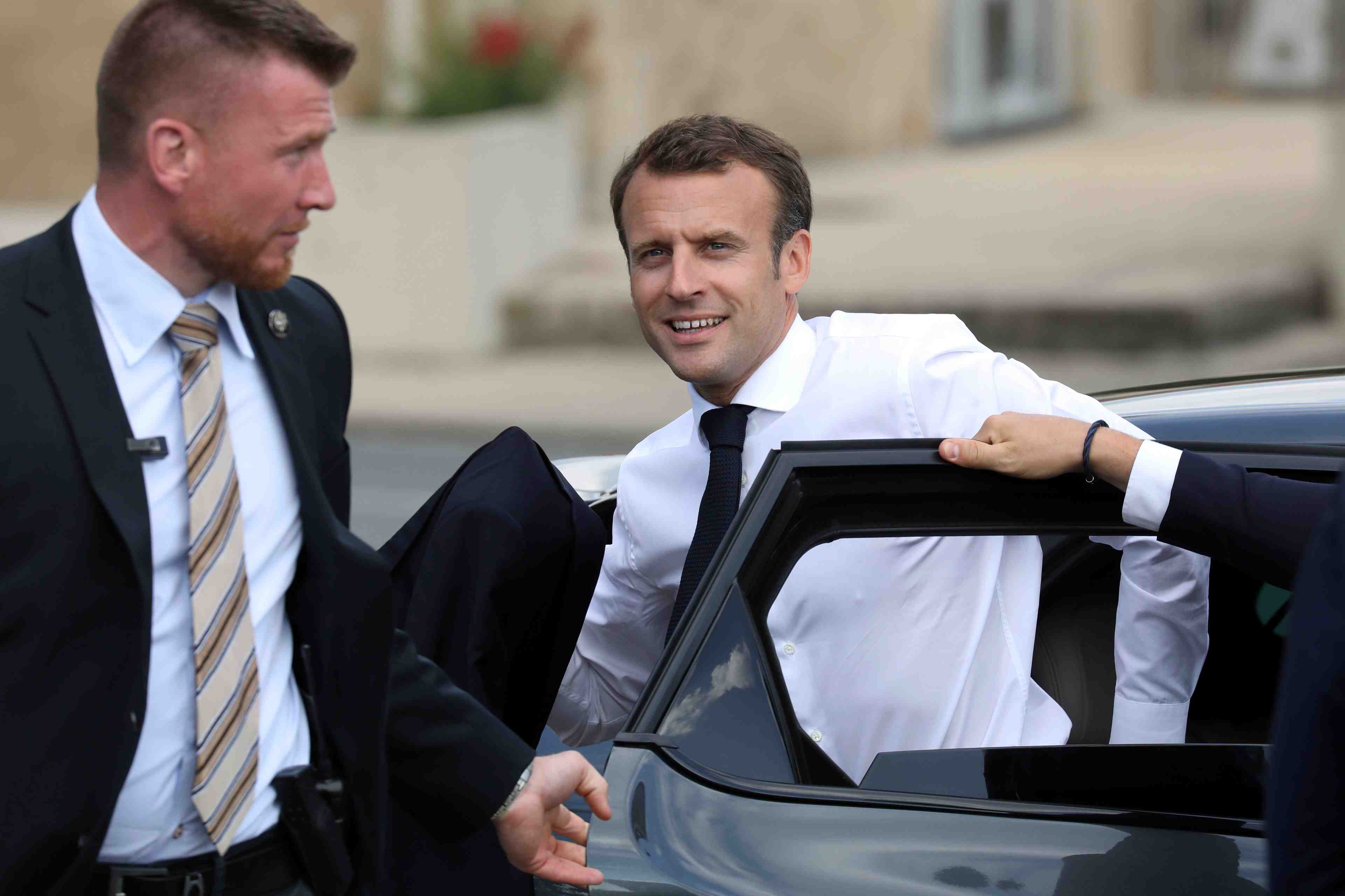 Discussion "cordiale" entre macron et conte