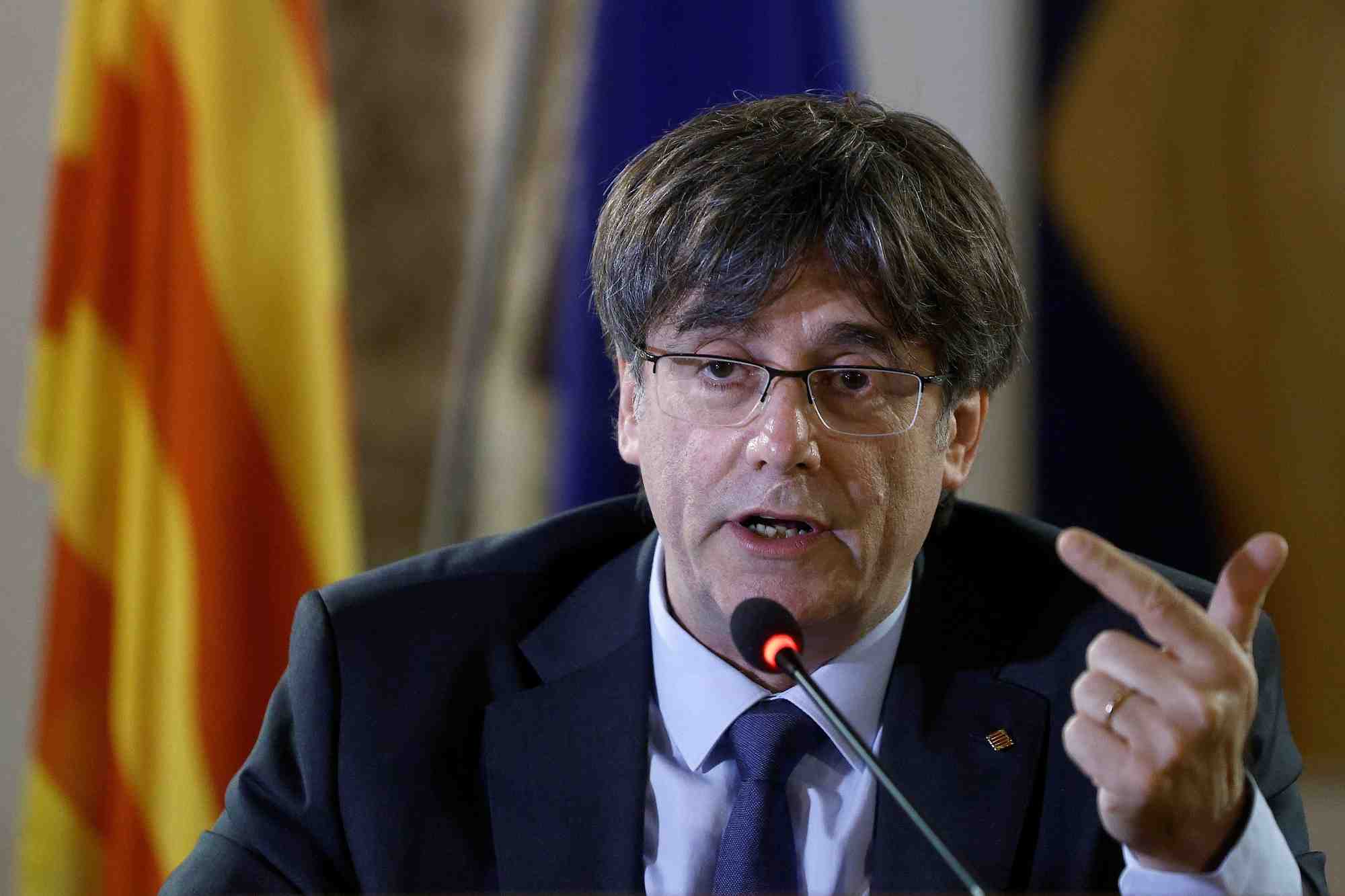 Le leader separatiste catalan carles puigdemont
