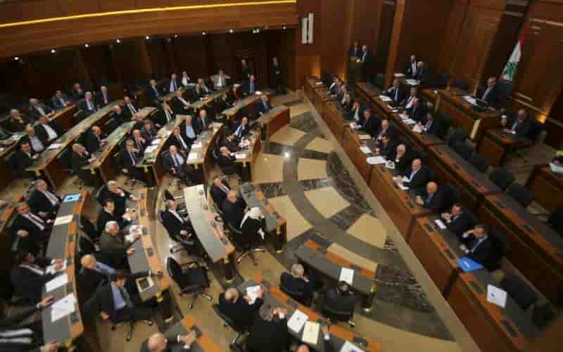 Le nouveau gouvernement libanais obtient la confiance du Parlement