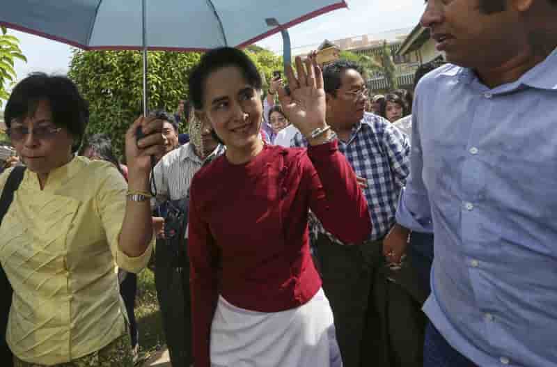 Vote historique en birmanie, le parti d'aung san suu kyi favori