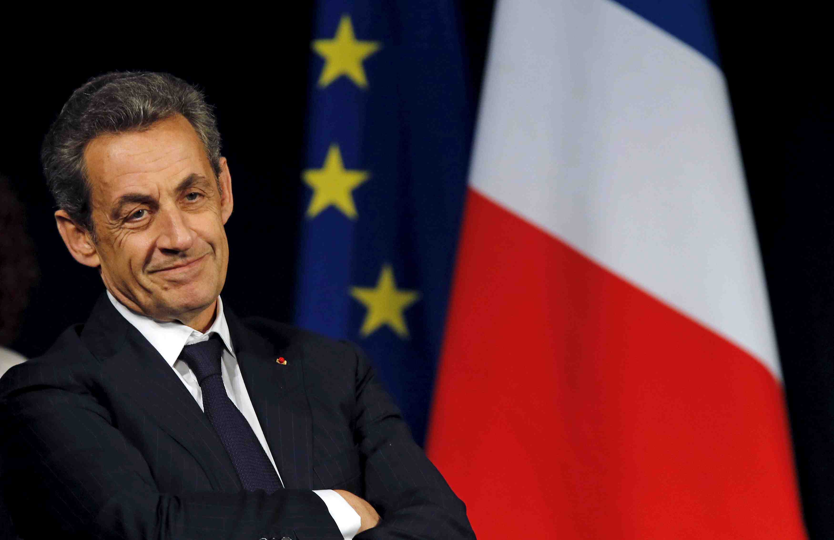 Nicolas sarkozy defend sa strategie droitiere