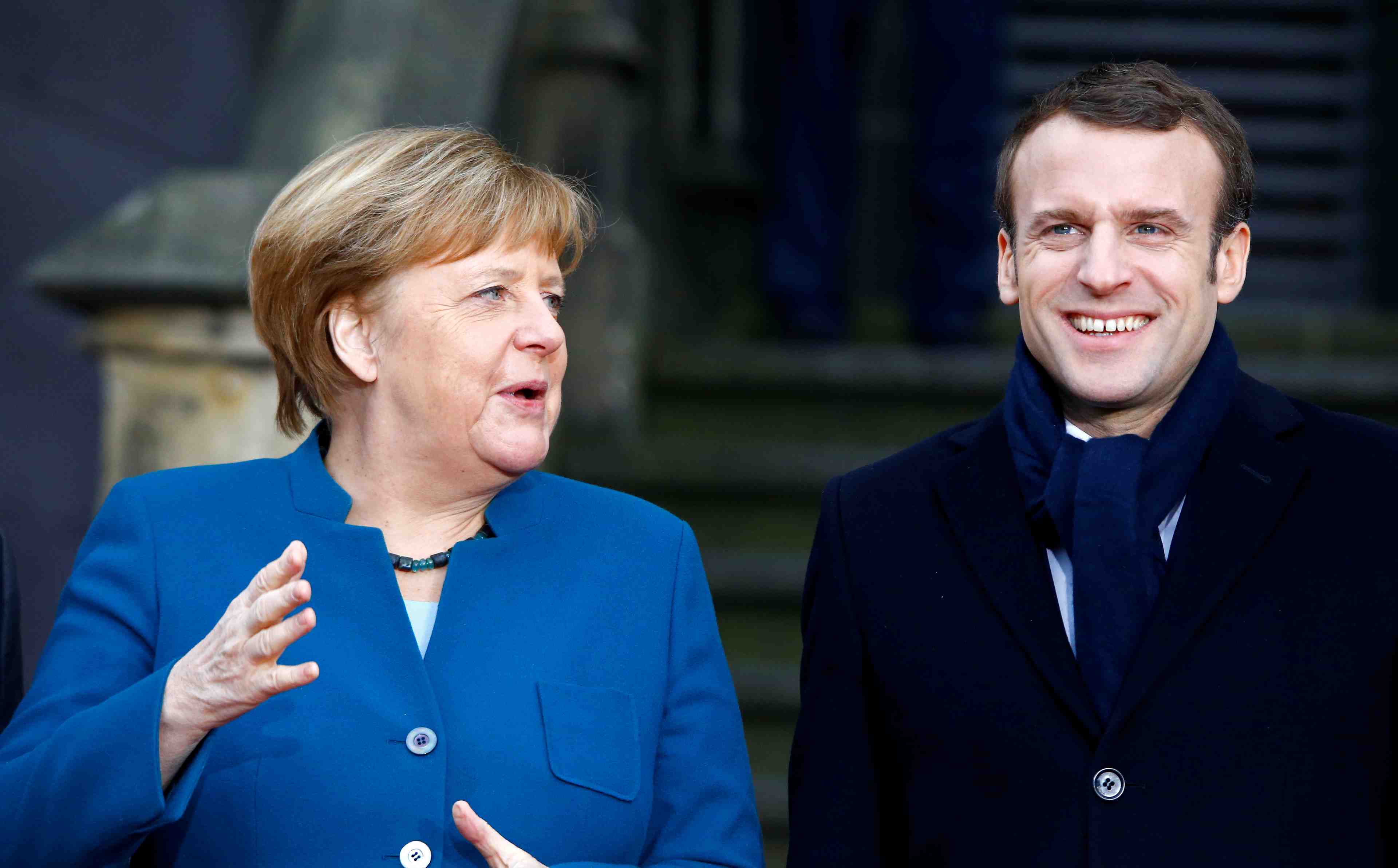 Macron verra merkel mercredi sur le brexit, les usa, la defense et l'ue