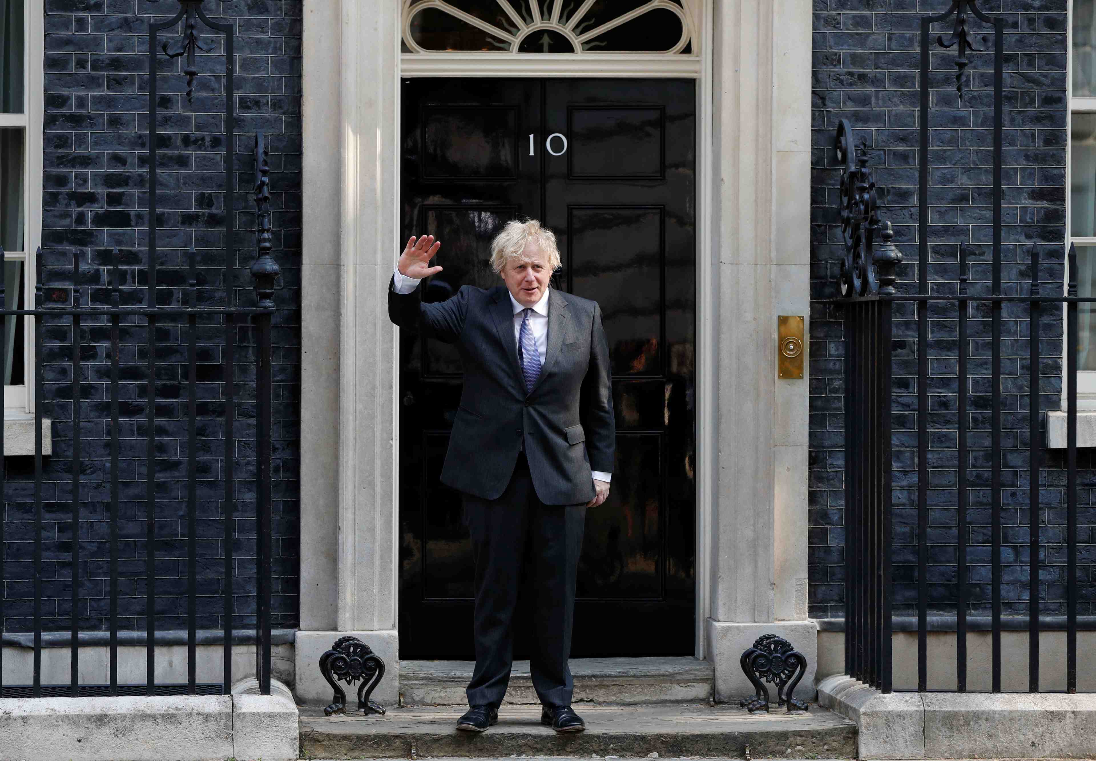 Gb: le coronavirus, un "desastre" pour le royaume-uni, dit johnson