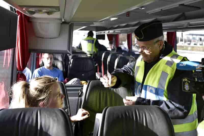 La france va demander a l'ue un renforcement des controles des passeports