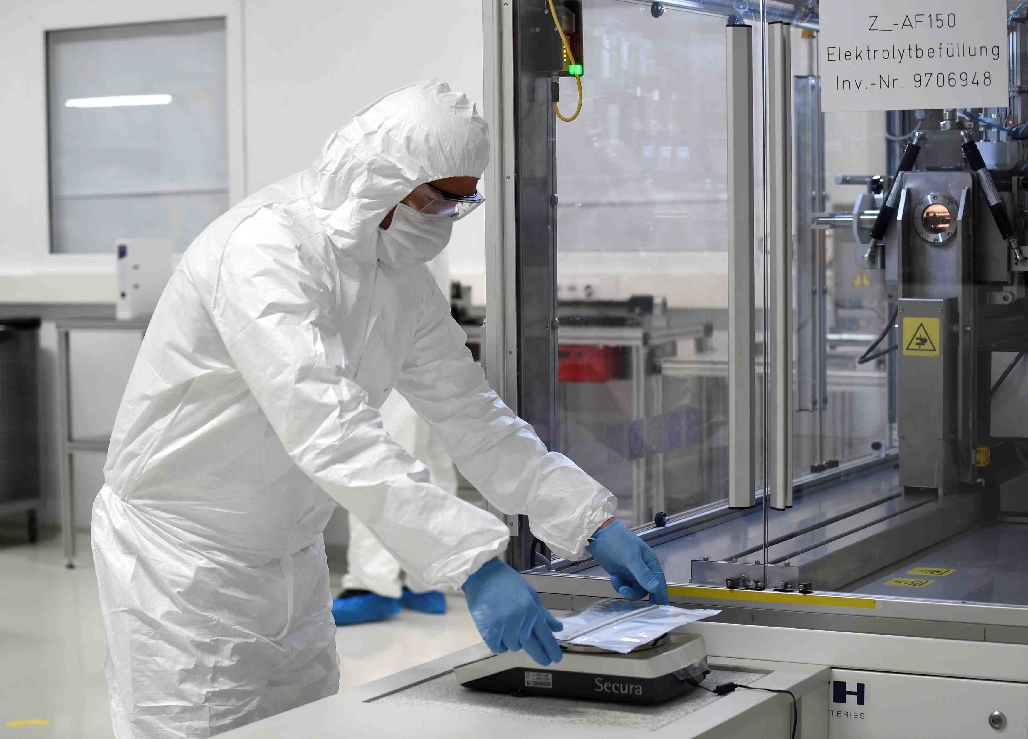 Zone euro: chute sans precedent pour le secteur manufacturier