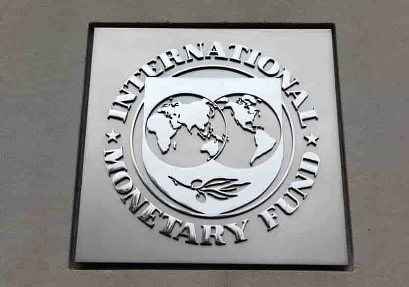 La croissance mondiale accelere mais les problemes persistent estime le fmi