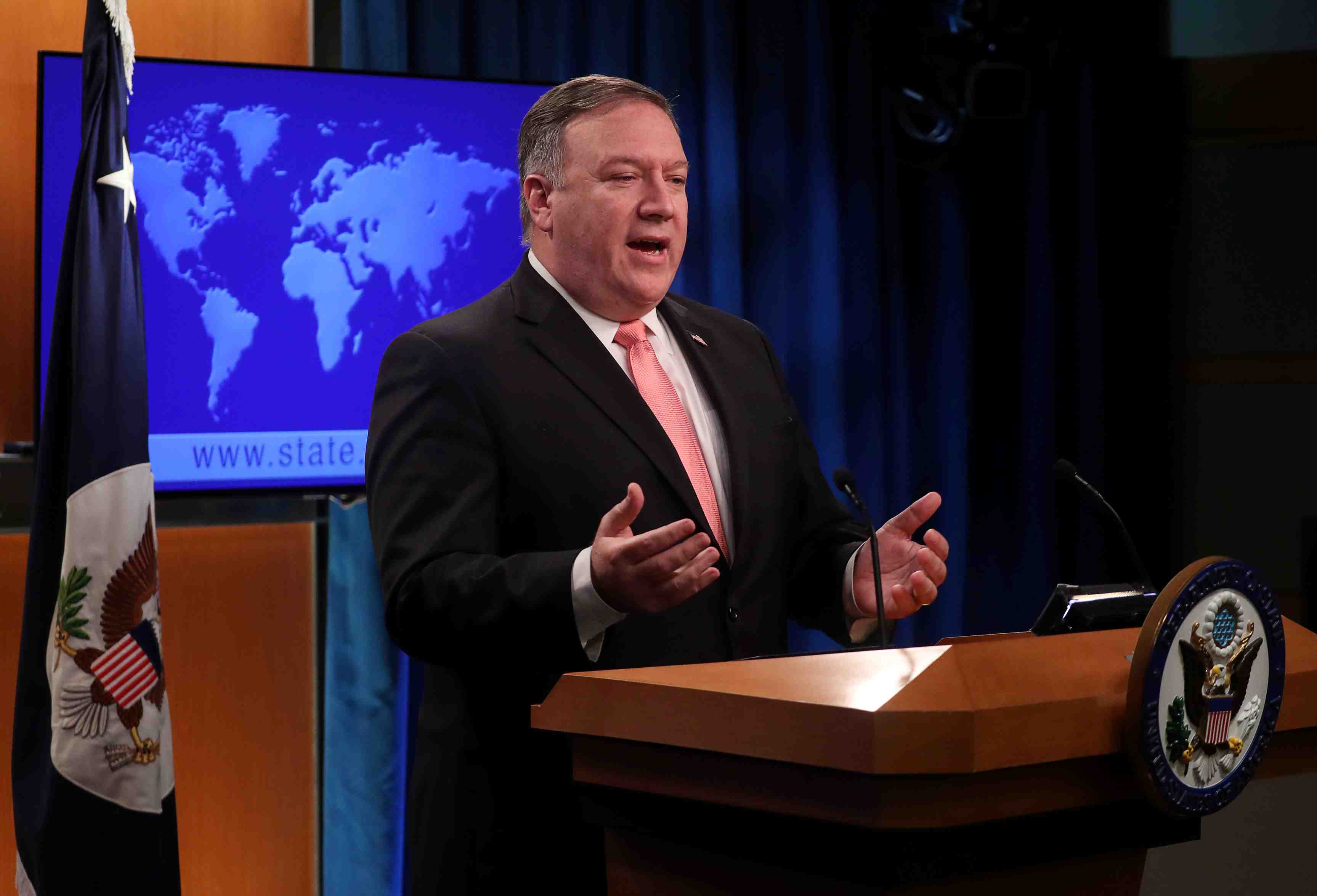 Les usa autorisent huit pays a acheter du petrole iranien