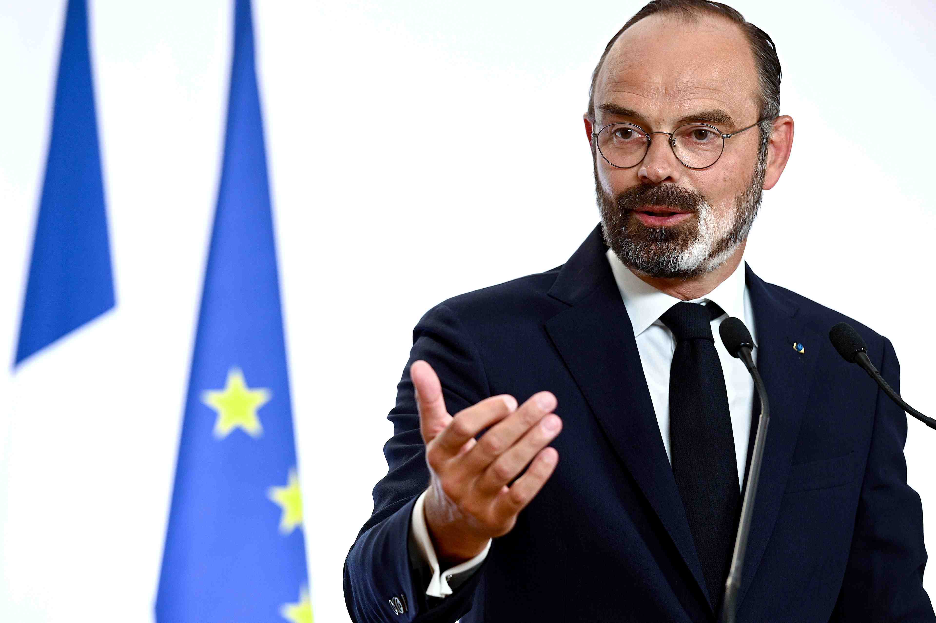 Le gouvernement annonce un plan "massif" d'aide aux communes