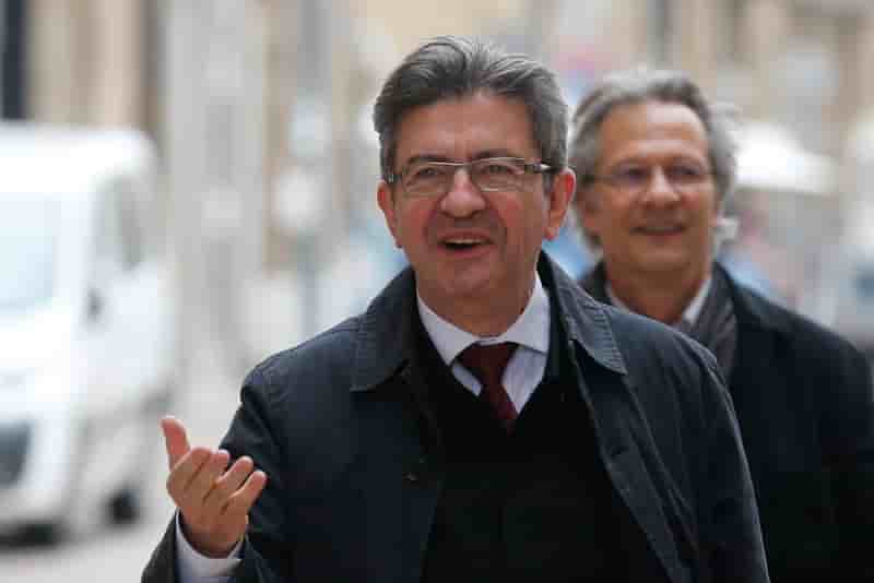 "je suis legitime partout", dit melenchon a marseille