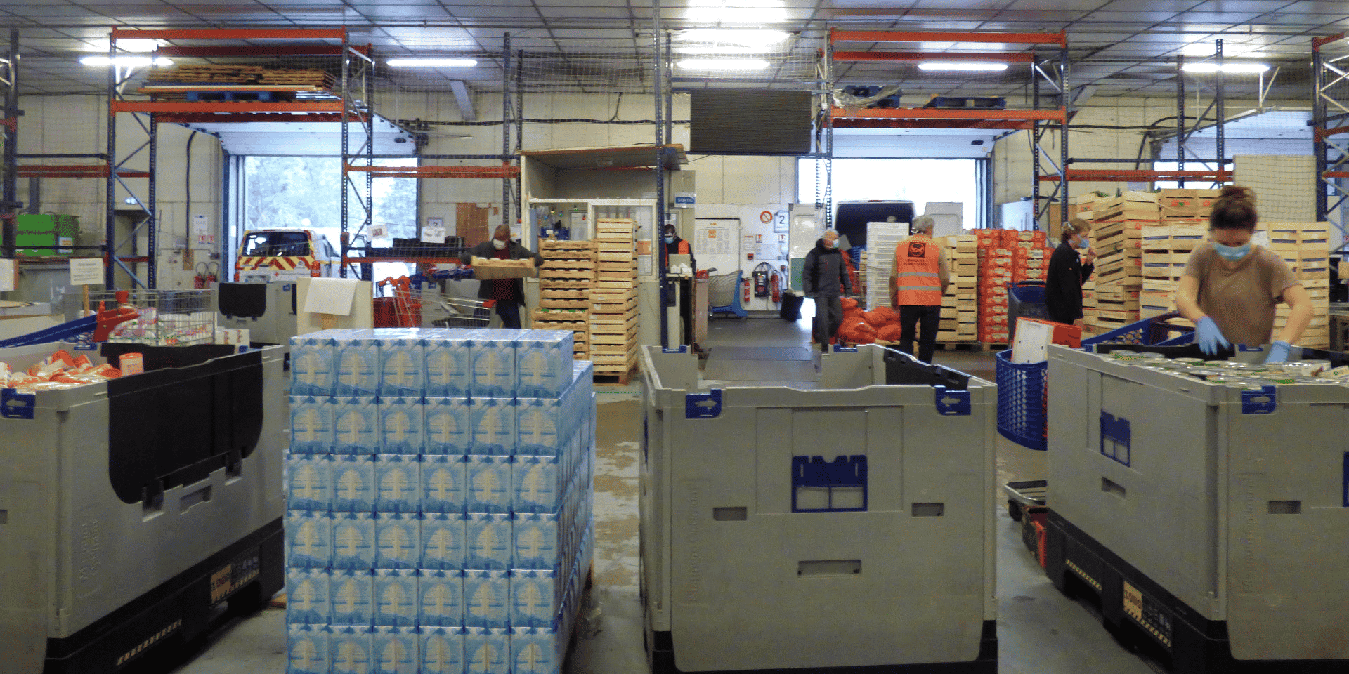 La plateforme logistique de la Banque alimentaire à Bordeaux Nord est restée opérationnelle pendant le confinement.