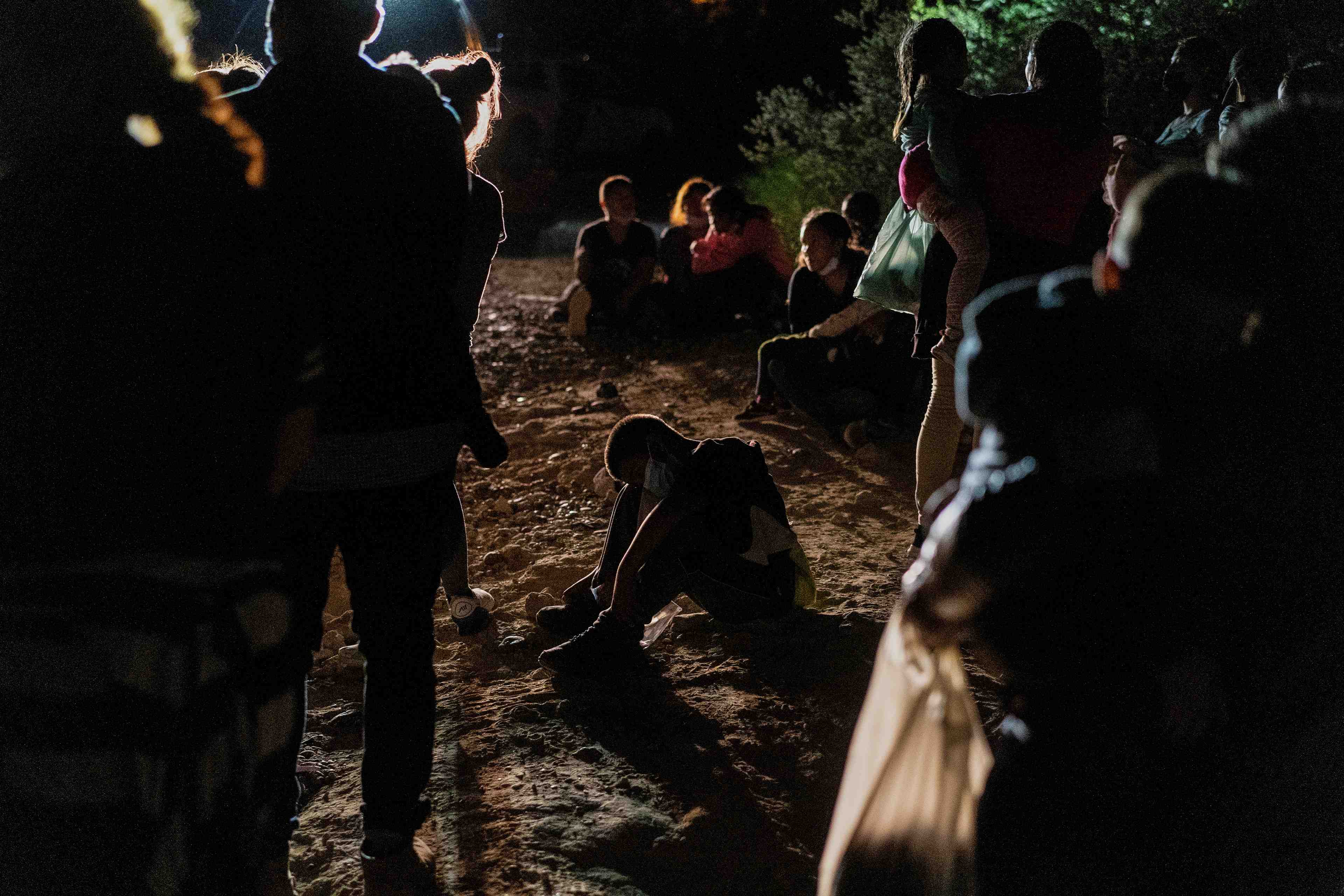 Les etats-unis debutent les expulsions de migrants vers le mexique